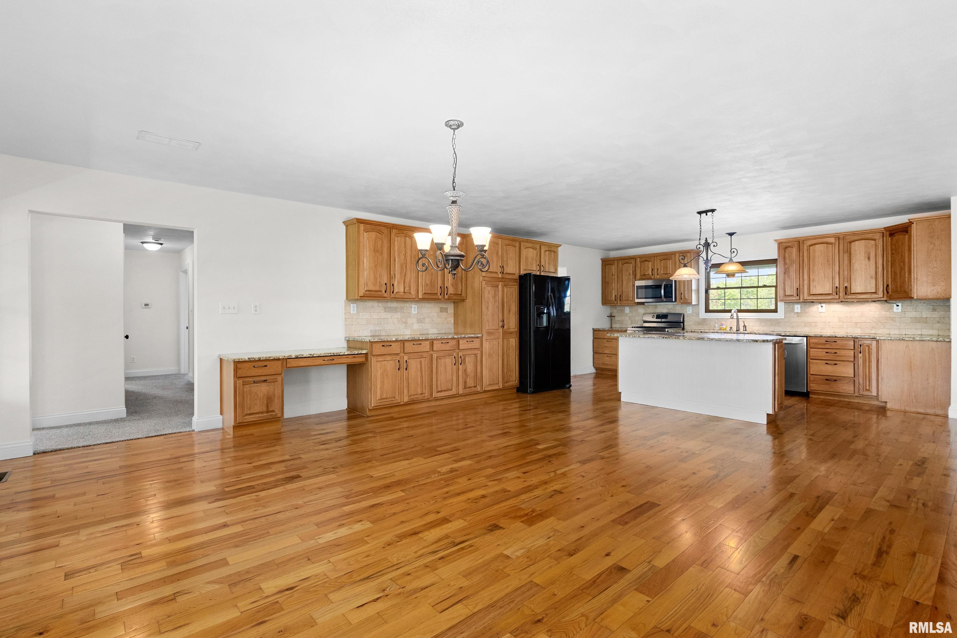24085 Farmdale Road, Washington, Illinois image 23