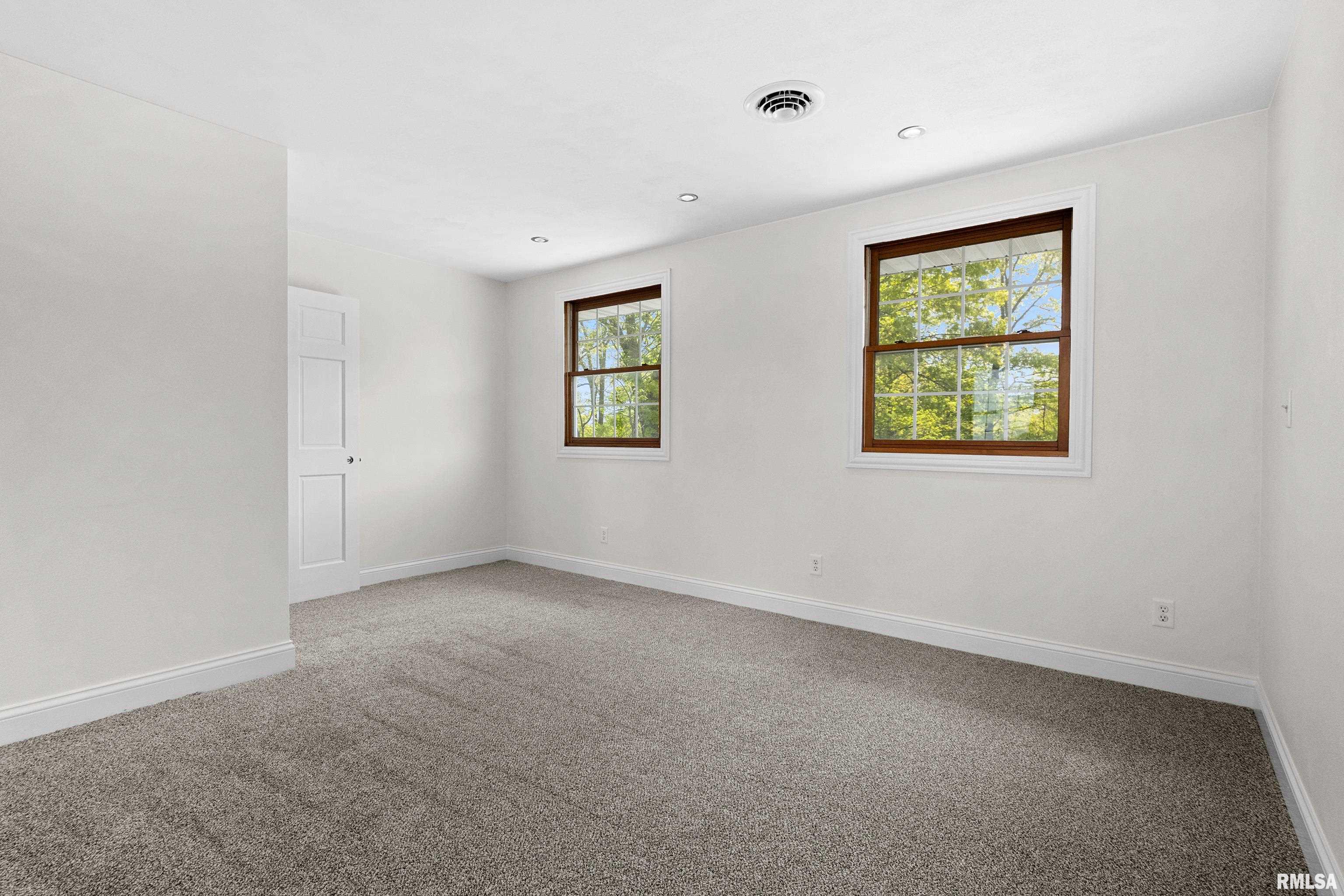 24085 Farmdale Road, Washington, Illinois image 40