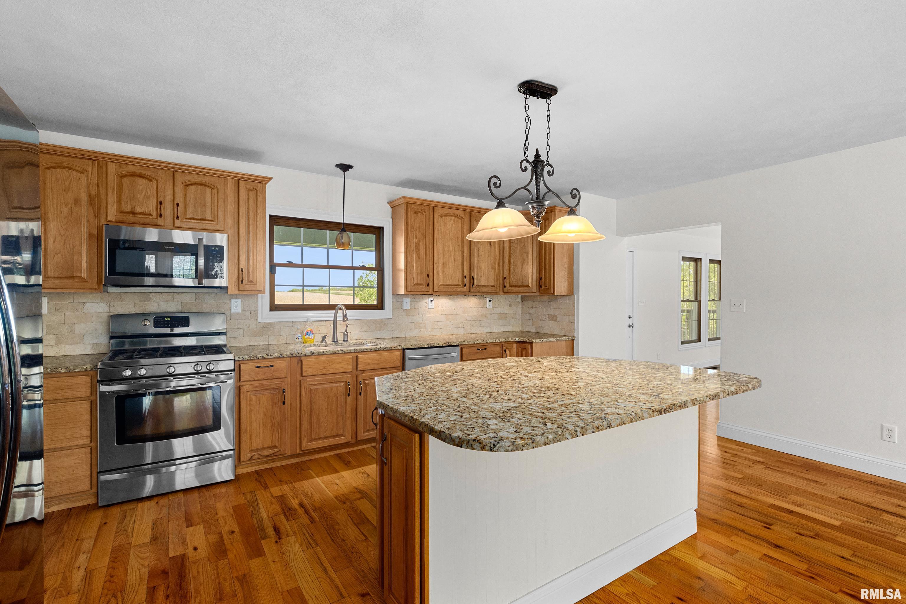 24085 Farmdale Road, Washington, Illinois image 26