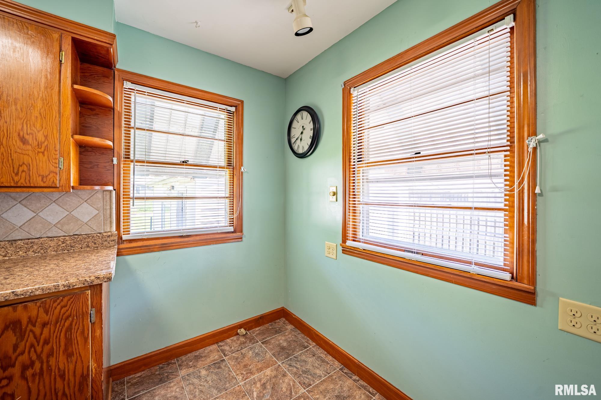 615 E Marietta Avenue, Peoria Heights, Illinois image 17