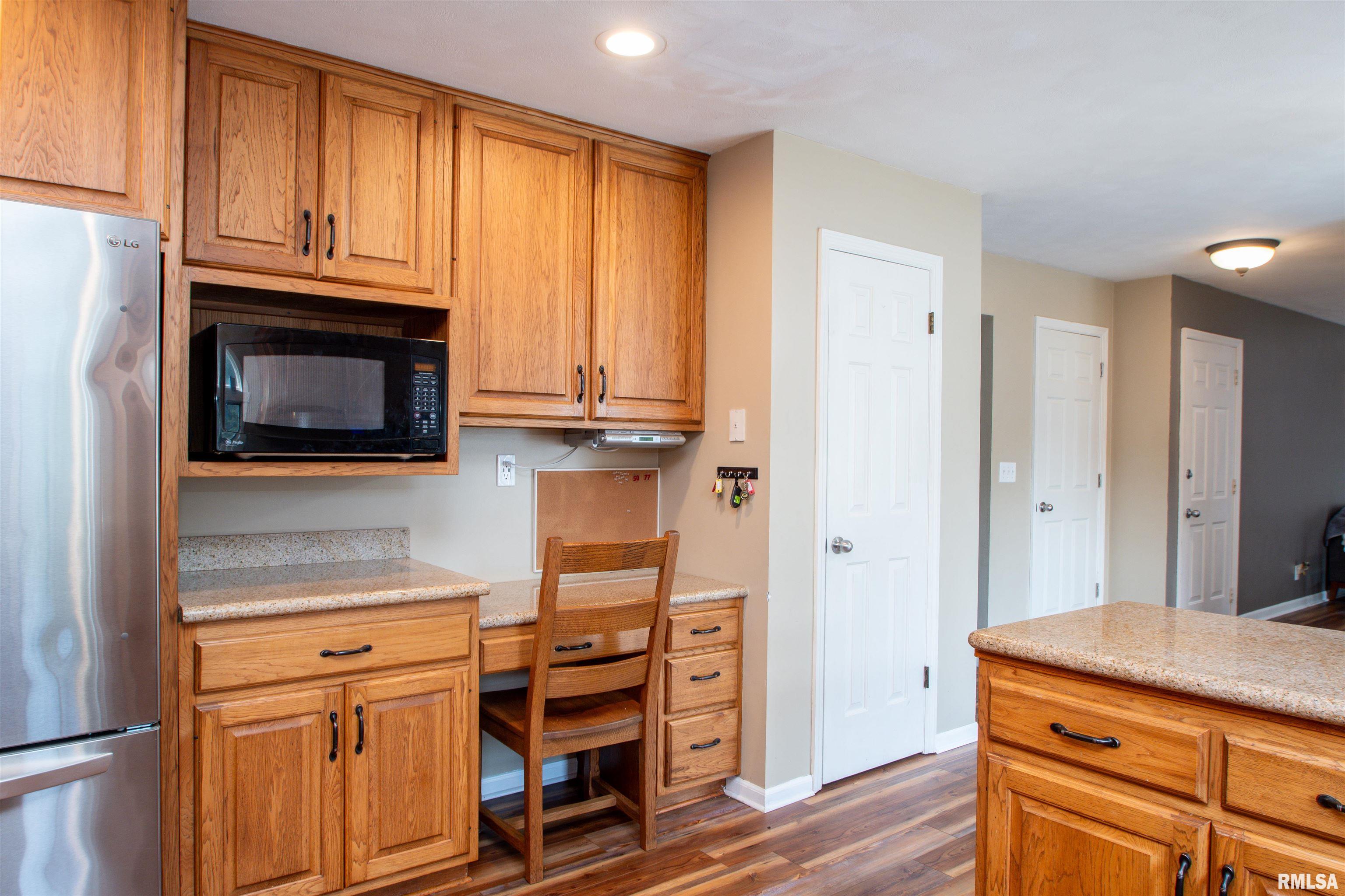 314 E White Oak Court, East Peoria, Illinois image 17