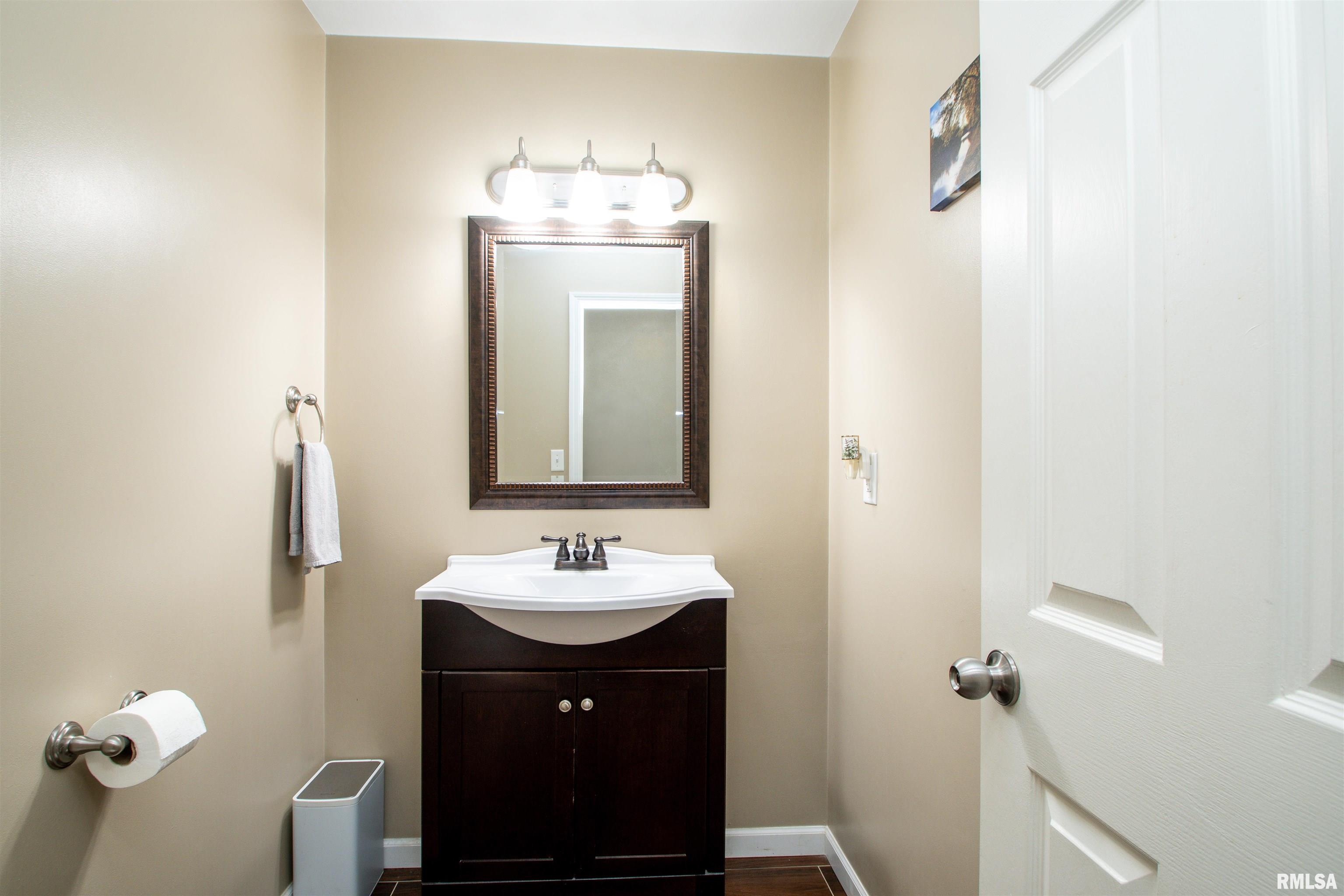 314 E White Oak Court, East Peoria, Illinois image 29