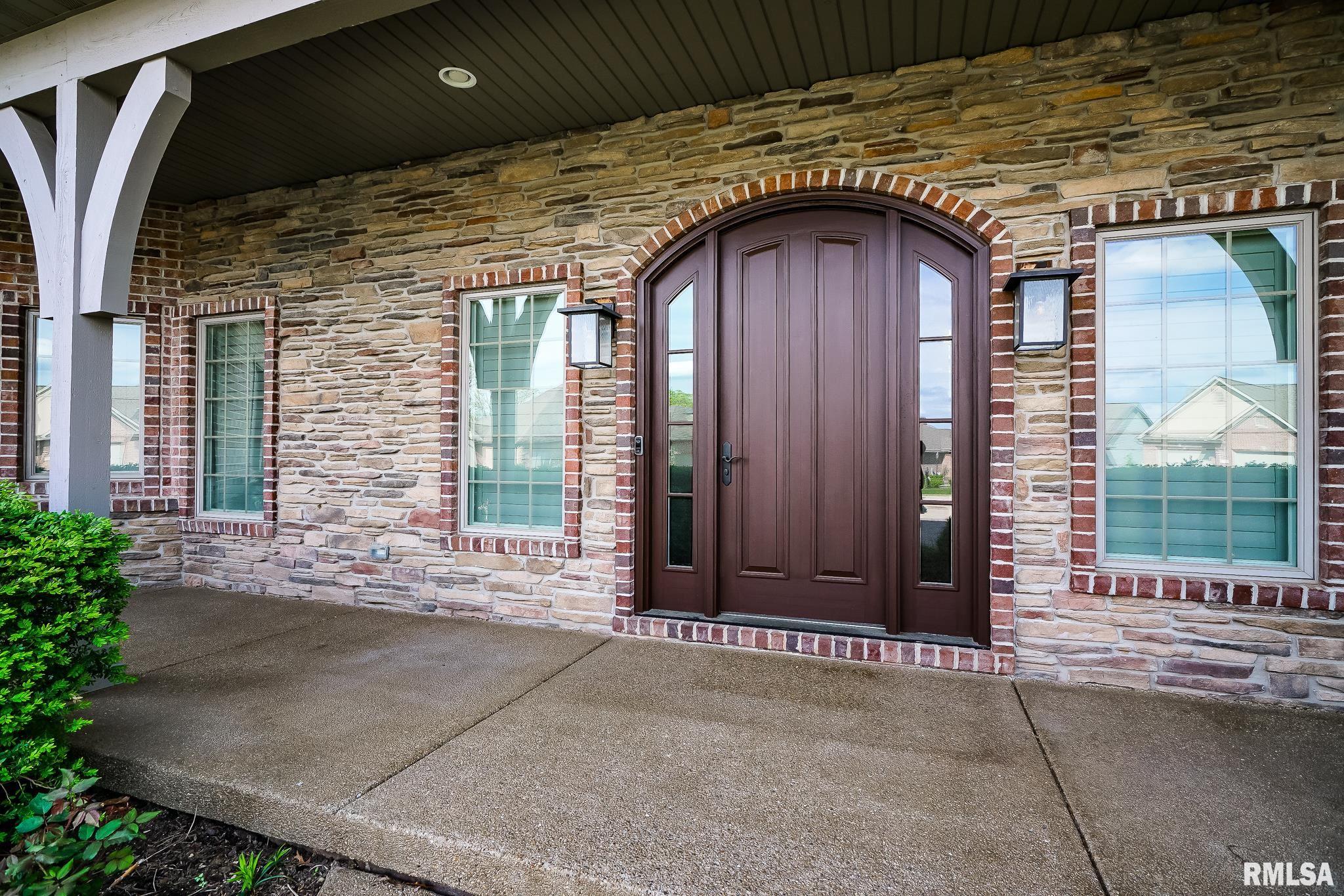 8515 N Wyndhill Lane, Peoria, Illinois image 6