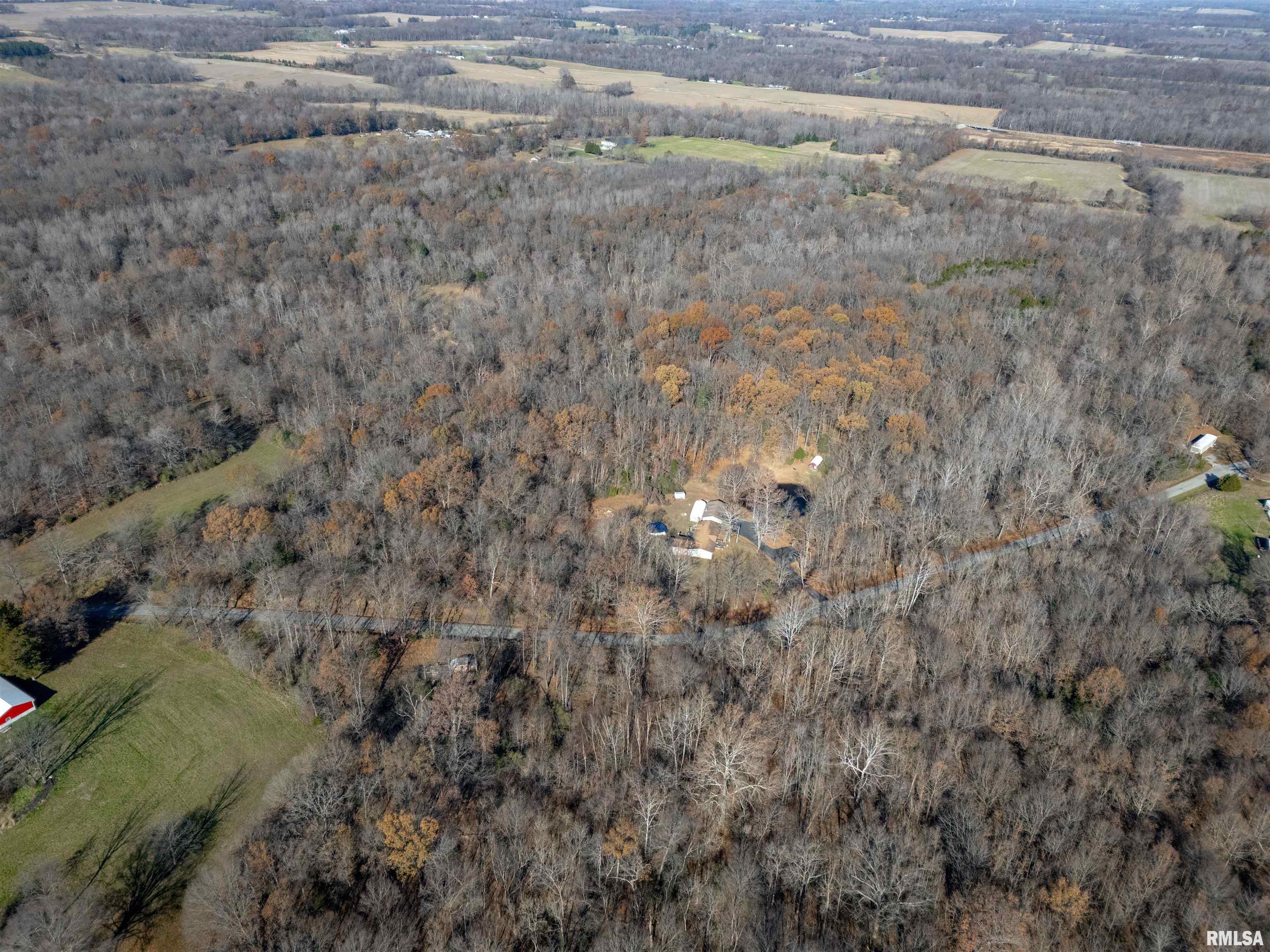 16995 Malone Road, Thompsonville, Illinois image 41