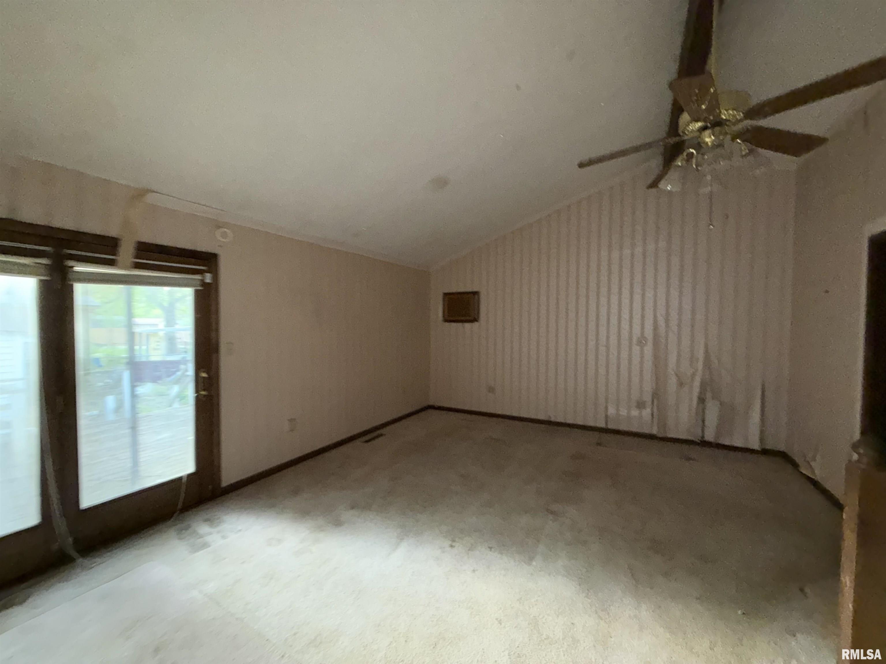 1117 E Ash Street, Herrin, Illinois image 5