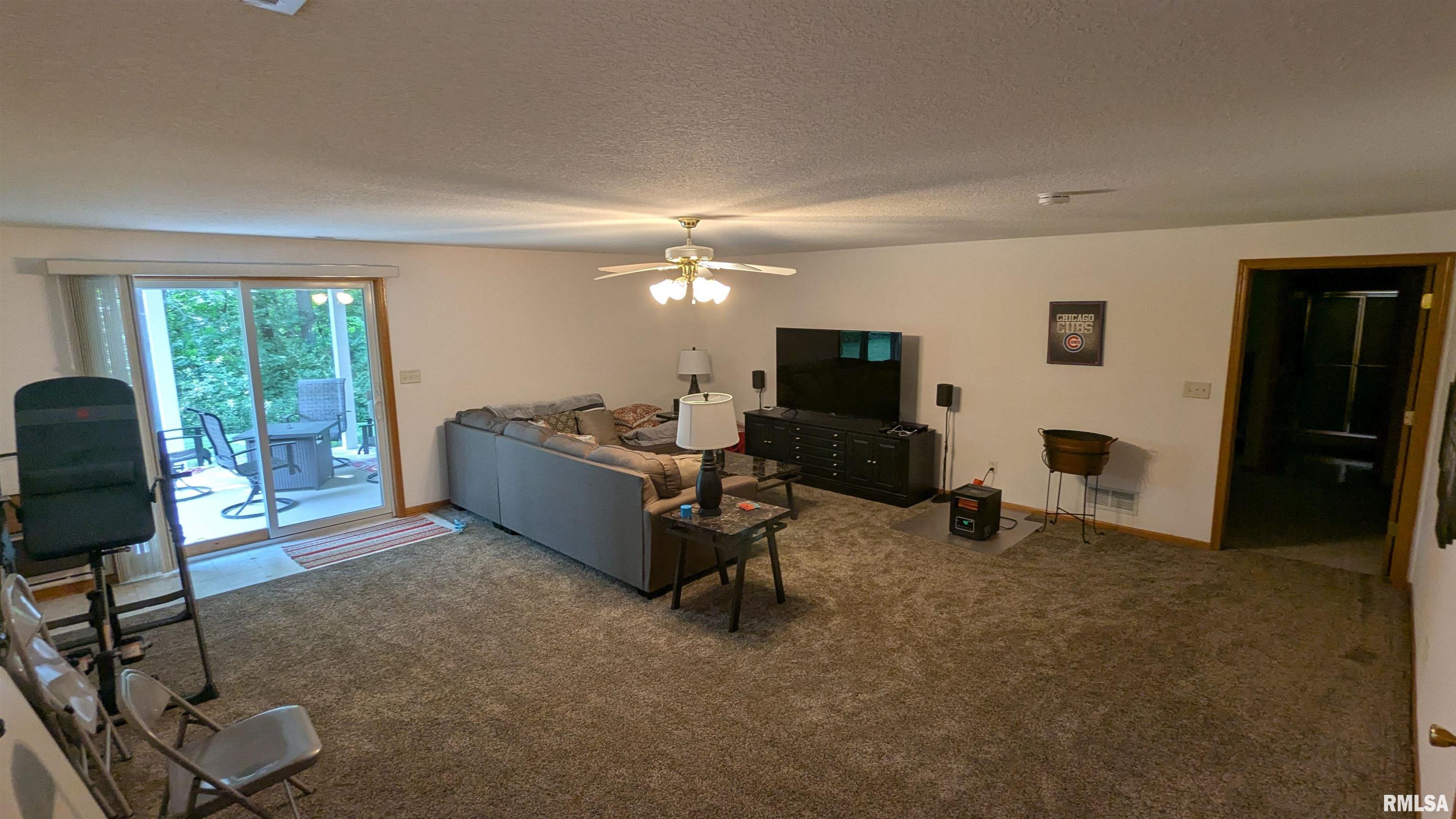 2027 Villa Pines Circle #14, Carbon Cliff, Illinois image 18