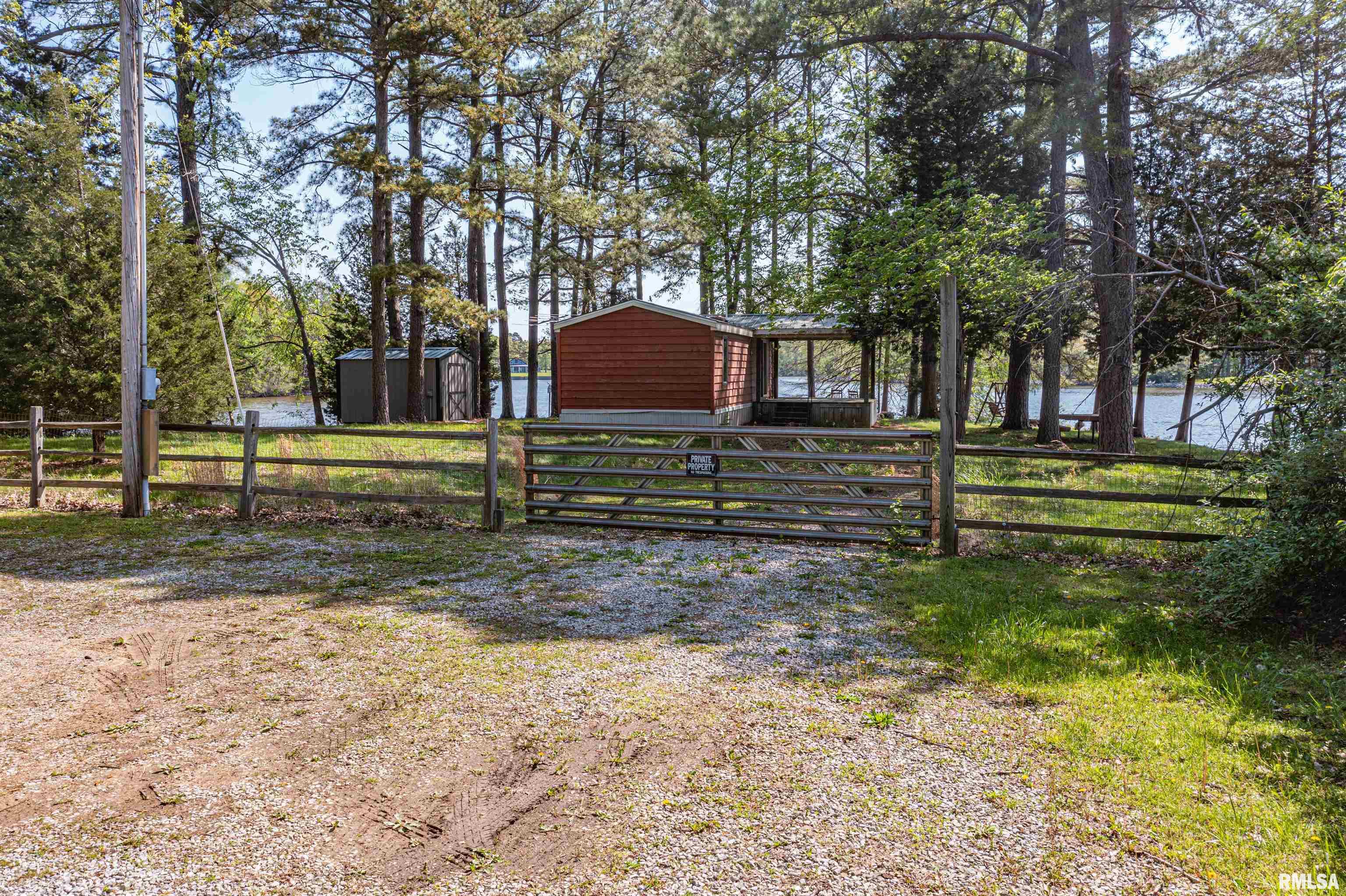 2355 Waverunner Cove Cove, Salem, Illinois image 8