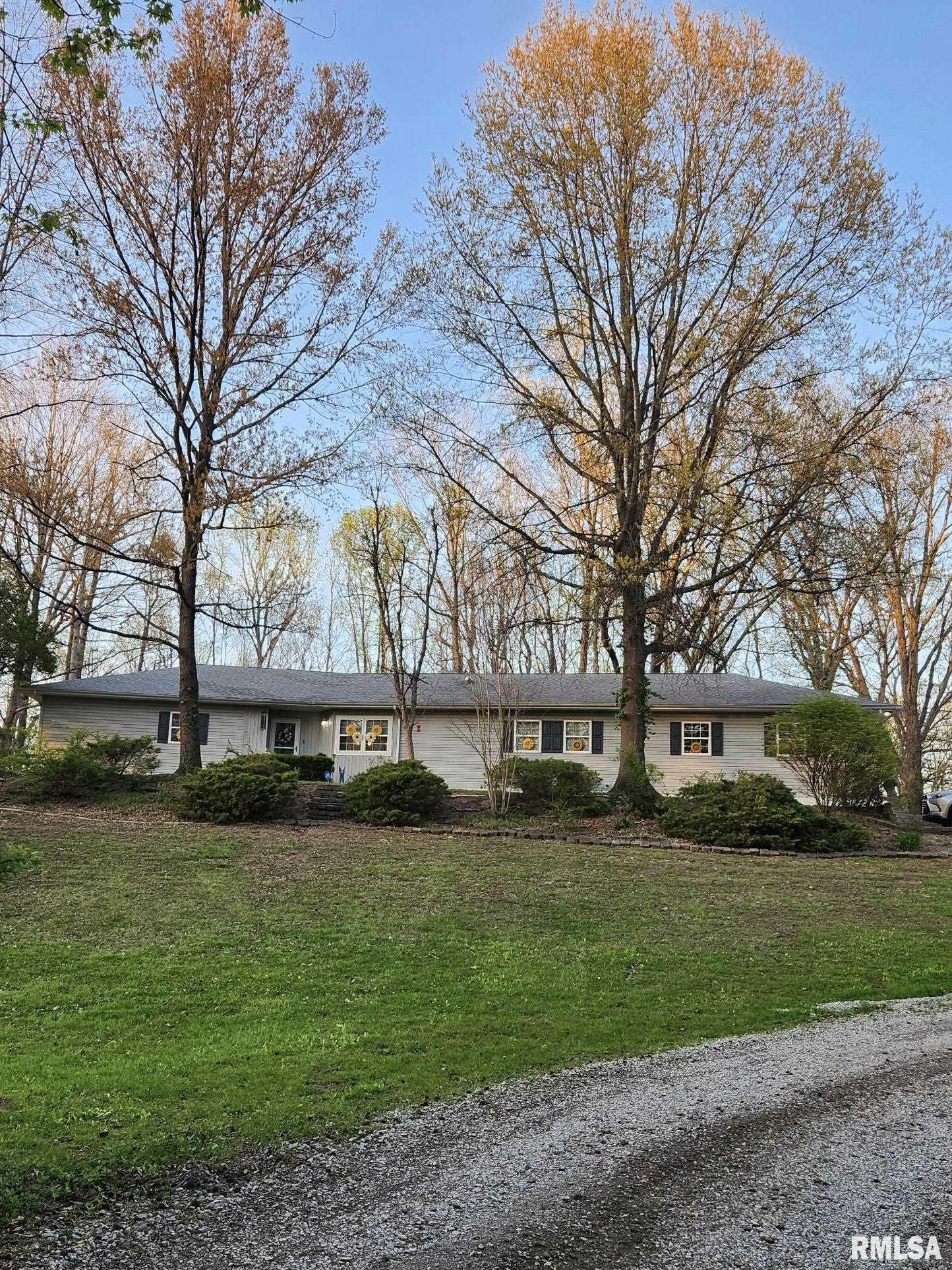 2372 Logan Street, Murphysboro, Illinois image 2