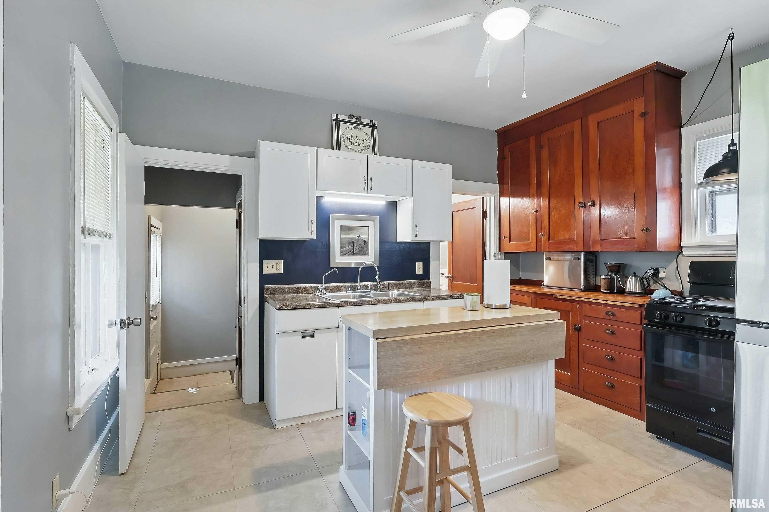 1518 32nd Street, Rock Island, Illinois image 10