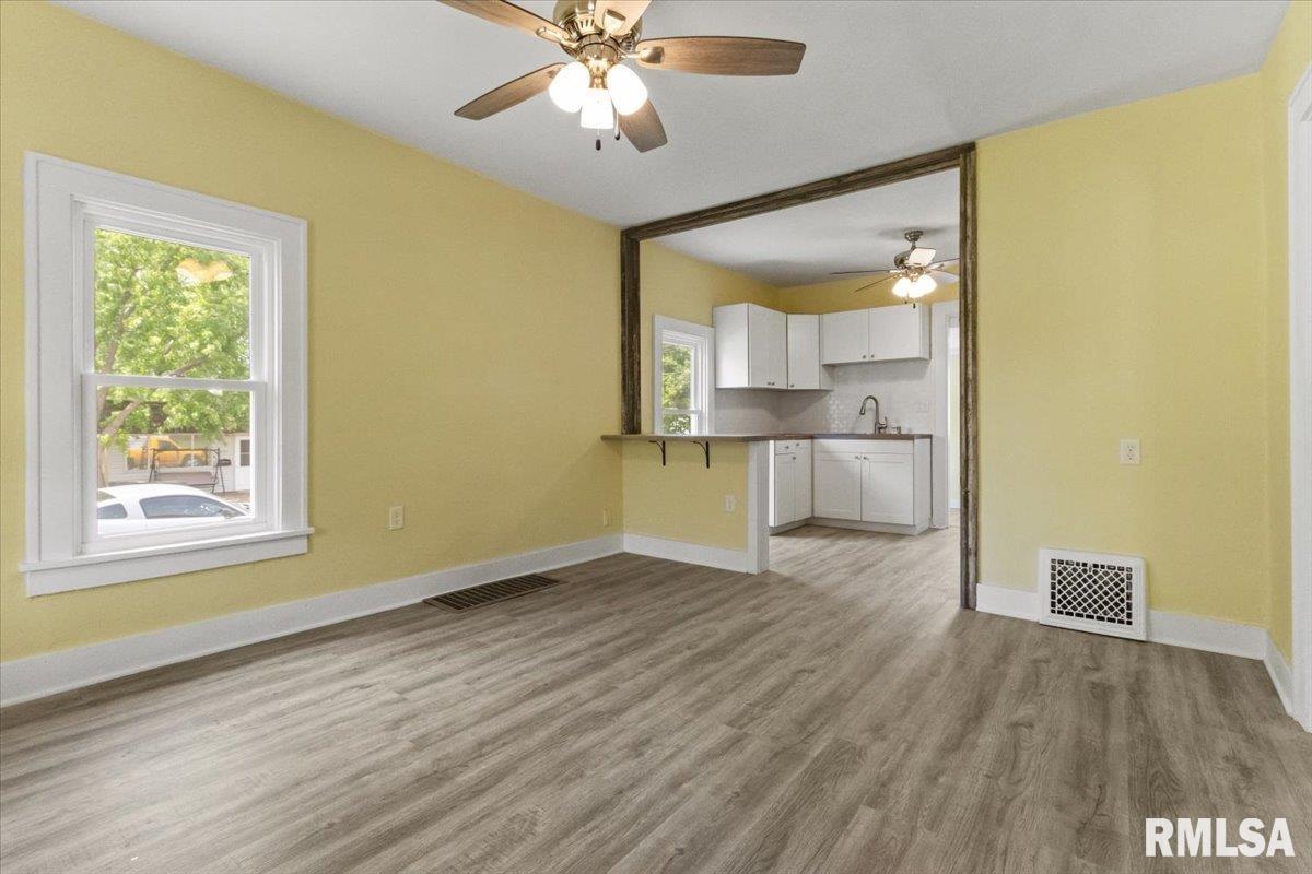 501 Chestnut Street, Pekin, Illinois image 8