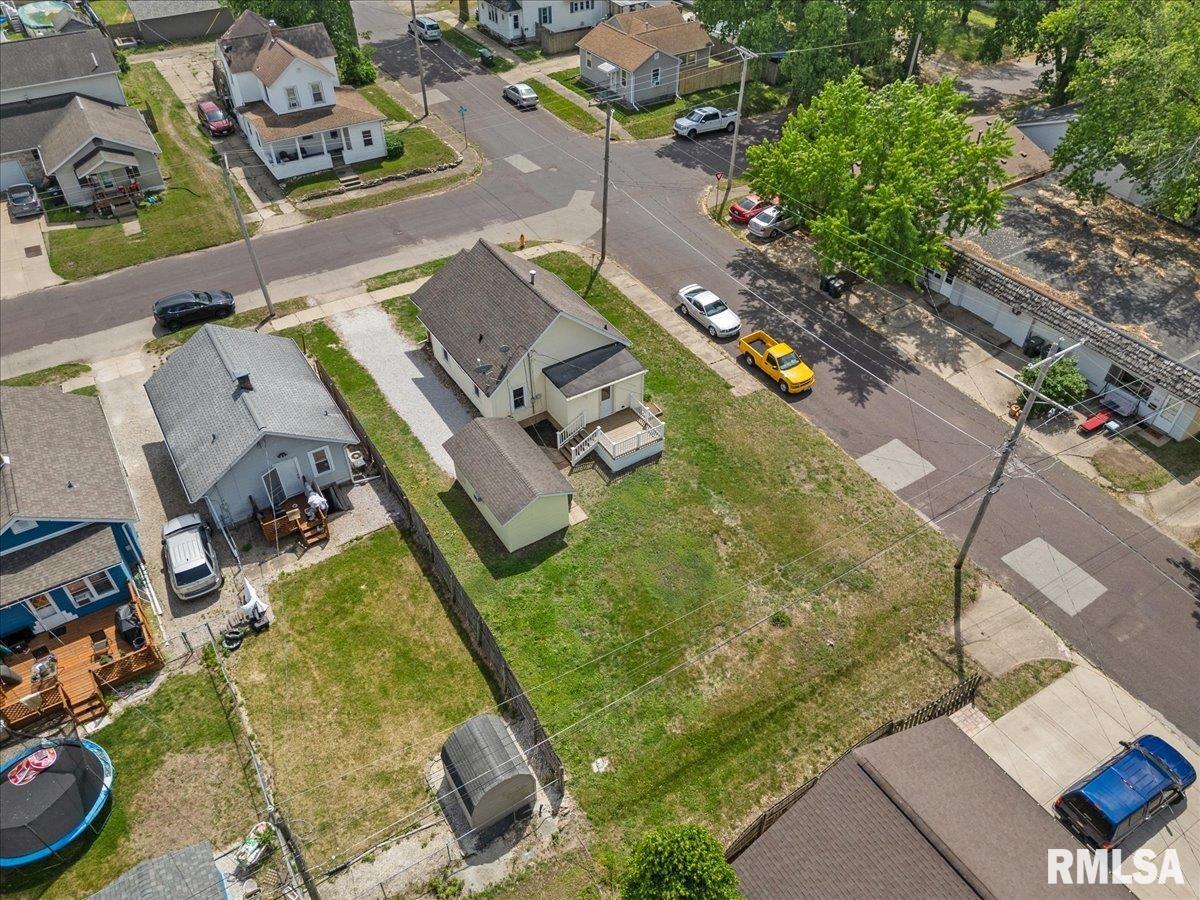 501 Chestnut Street, Pekin, Illinois image 39