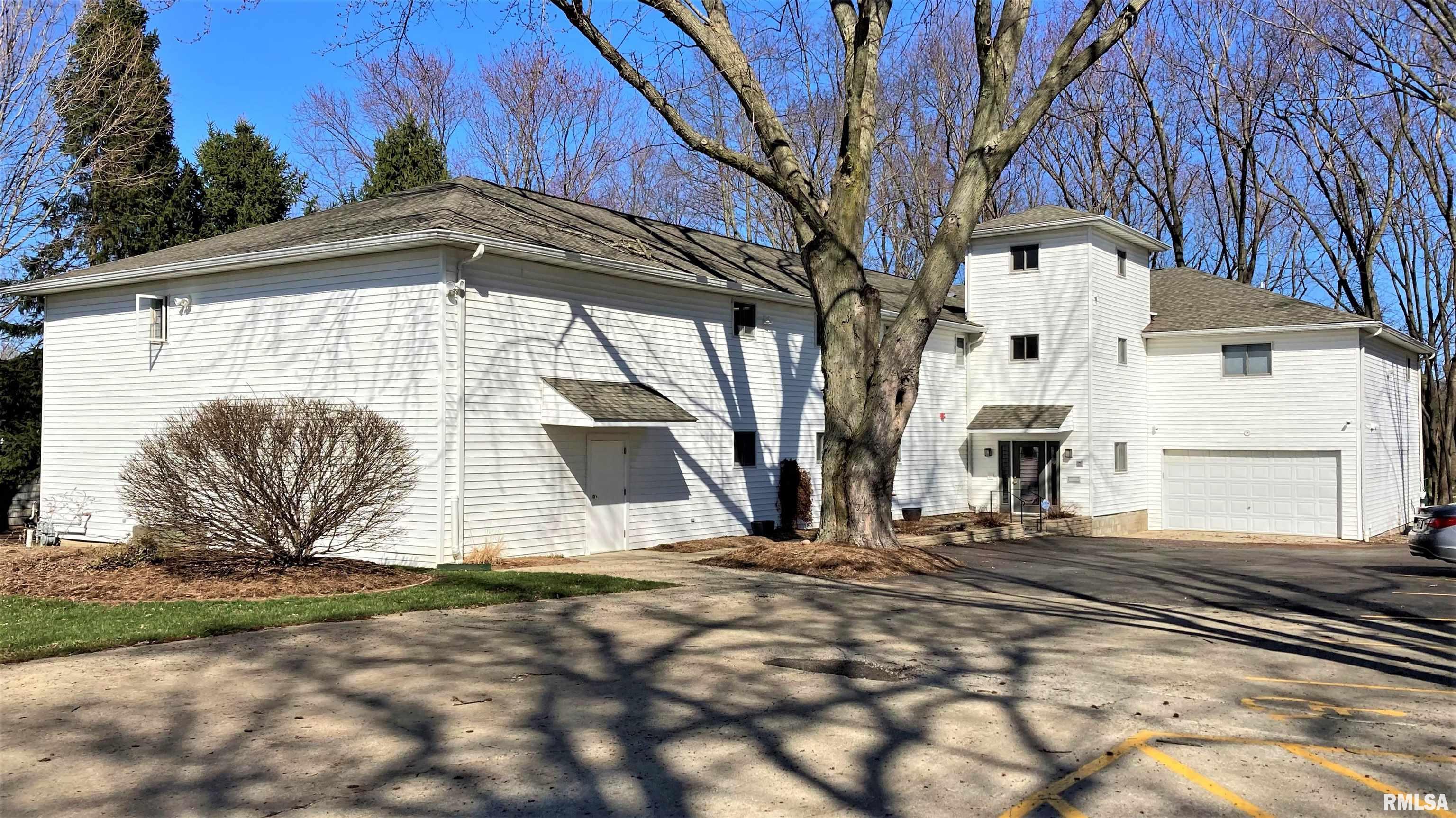 Photo 1 of 5 — 386 S Koke Mill Road H, Springfield, IL 62711