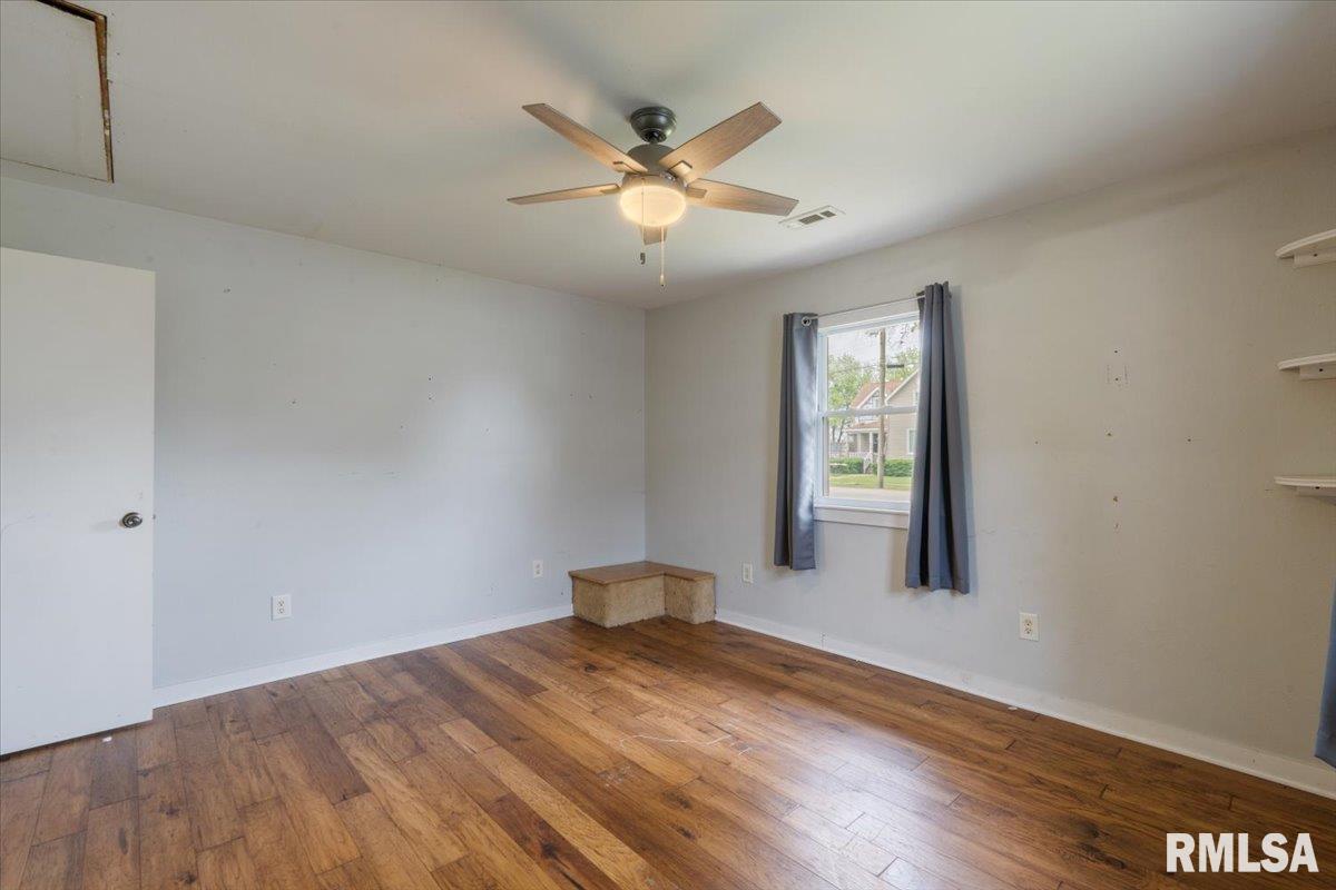 309 E South Street, Cambridge, Illinois image 18