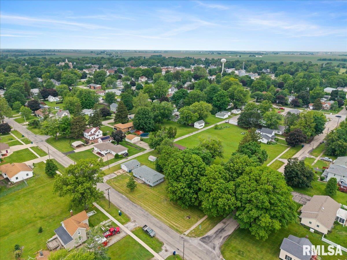 309 E South Street, Cambridge, Illinois image 4