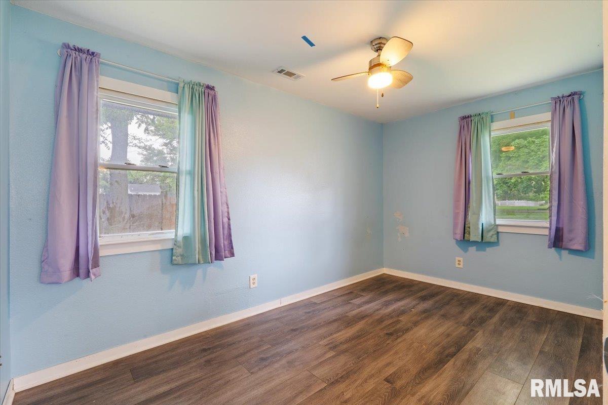309 E South Street, Cambridge, Illinois image 24