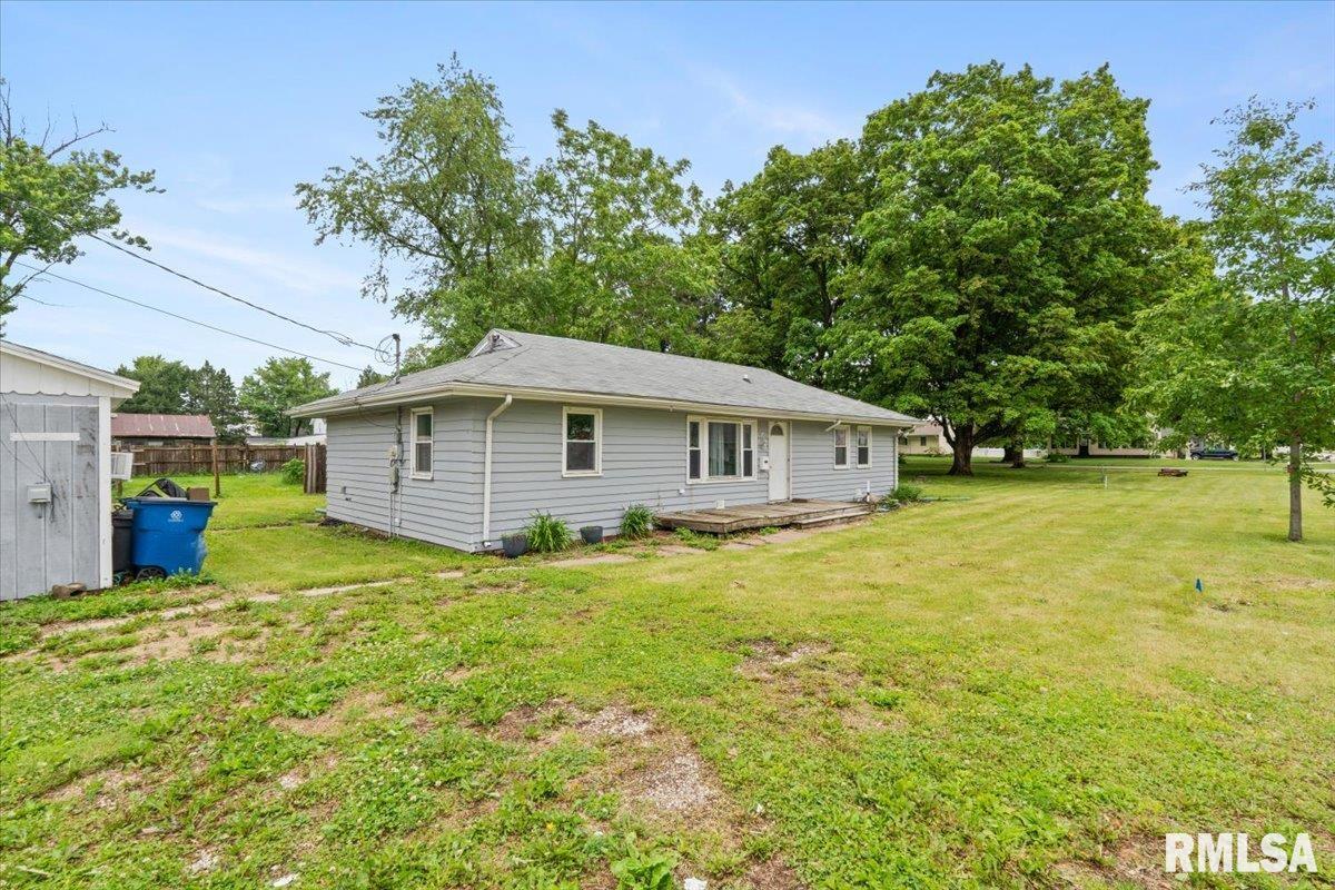 309 E South Street, Cambridge, Illinois image 31