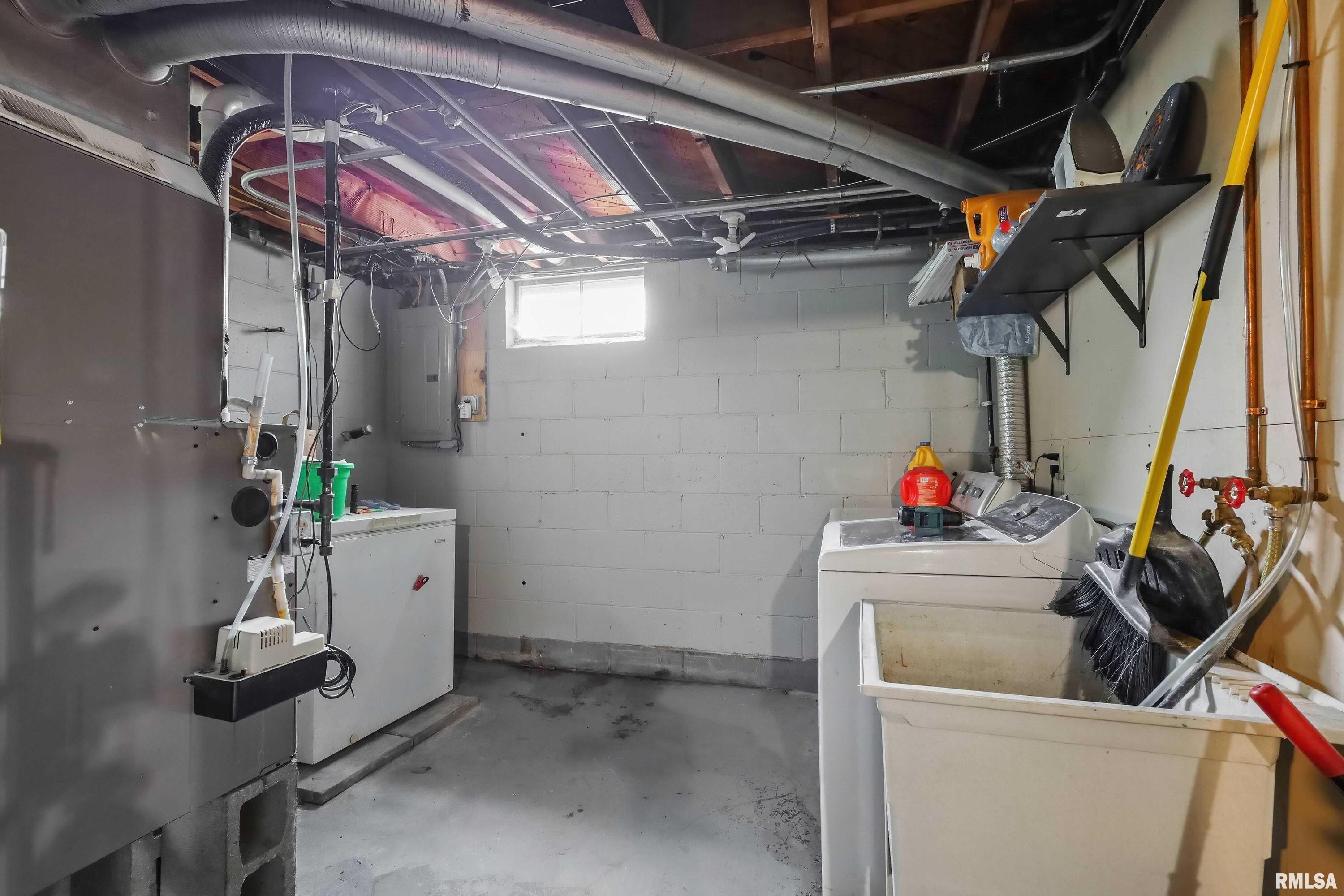 3129 Harrison Street, Davenport, Iowa image 26