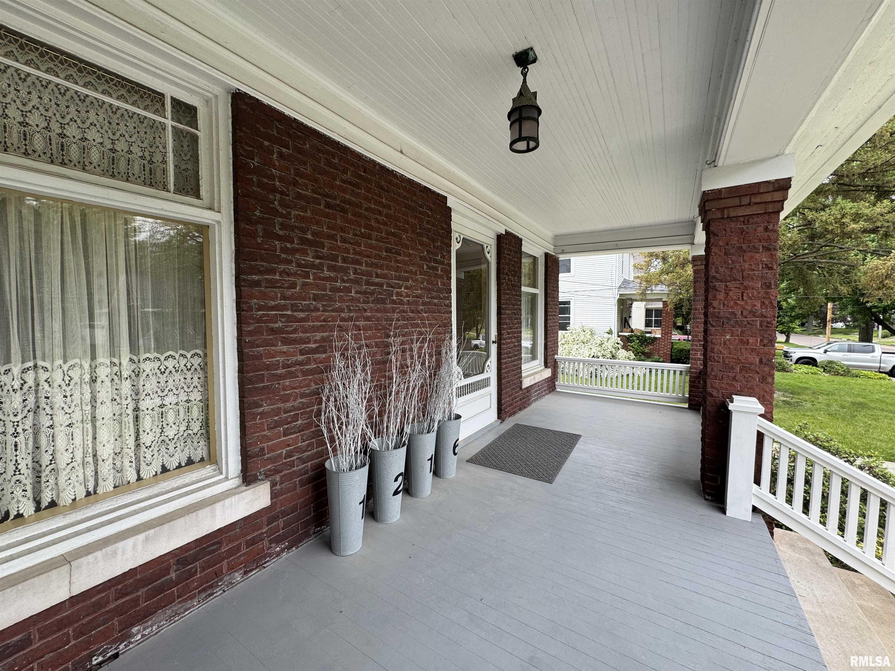 1216 N Cherry Street, Galesburg, Illinois image 9