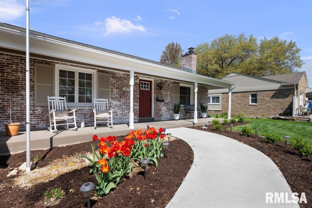 1859 25th Avenue Court, Moline, Illinois image 1