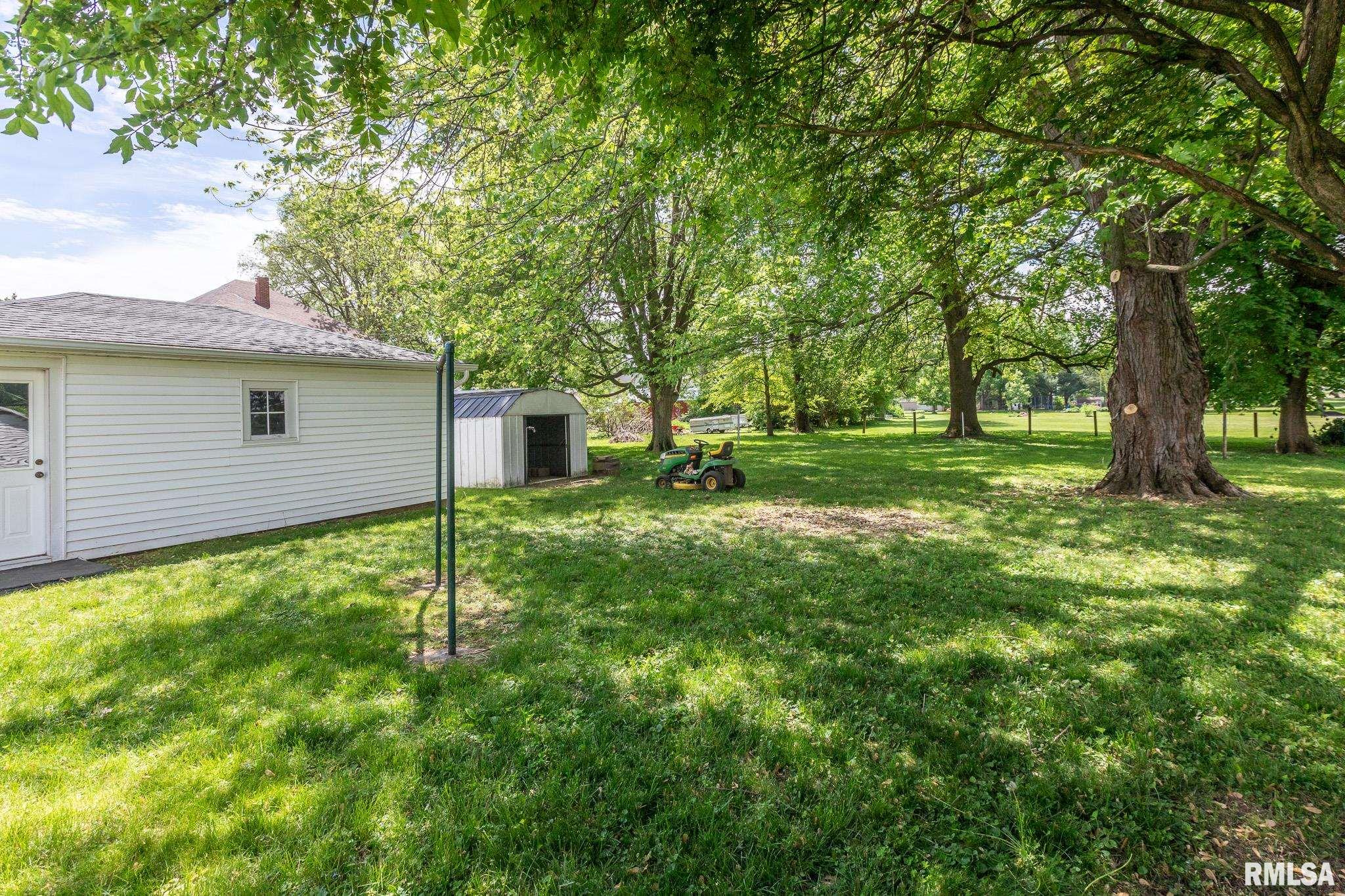 104 W Main Street, Green Valley, Illinois image 24
