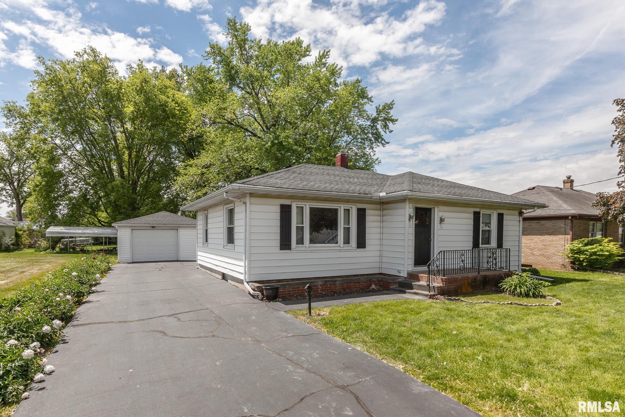 104 W Main Street, Green Valley, Illinois image 21