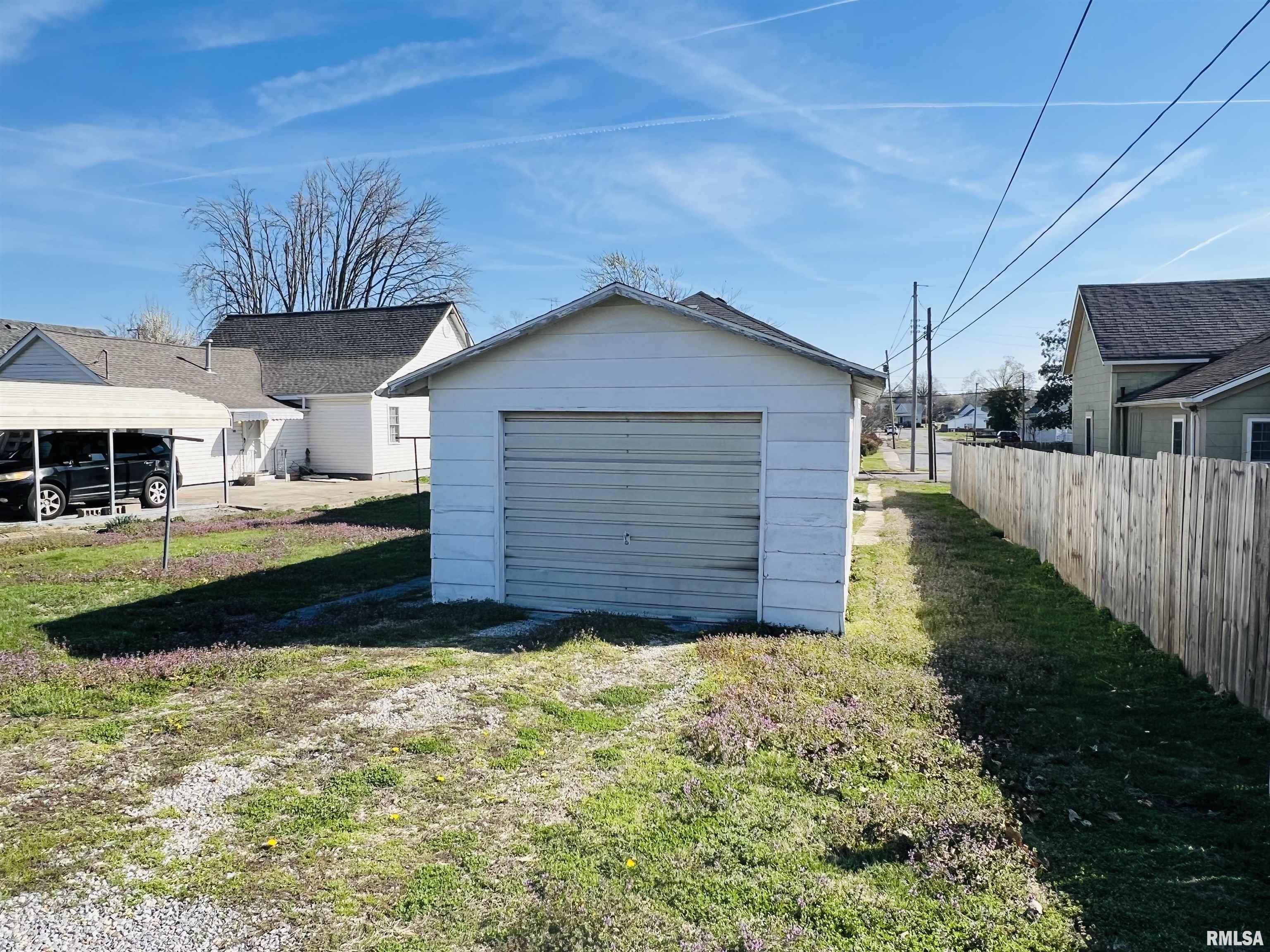 1151 1st Street, Eldorado, Illinois image 4