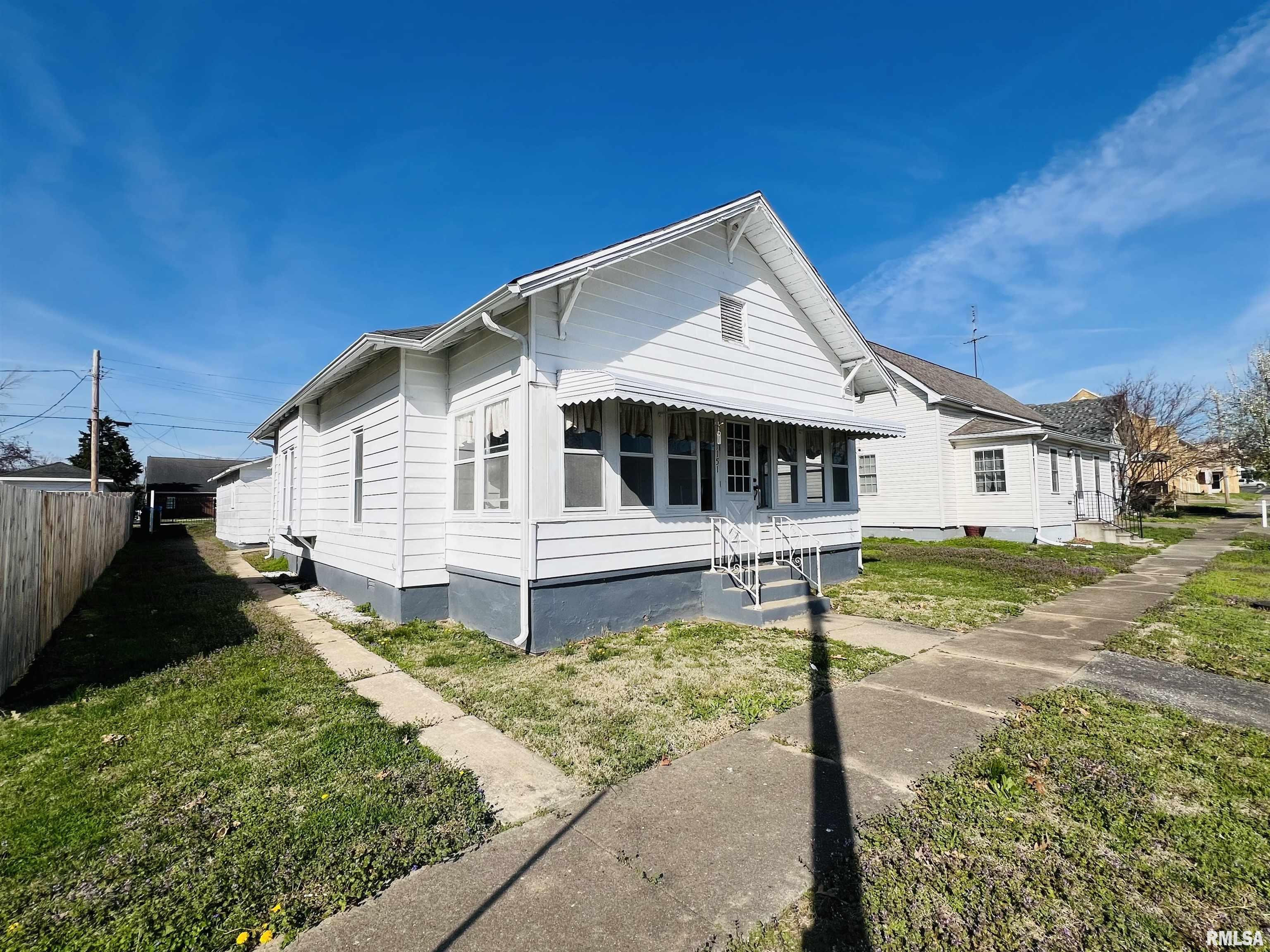 1151 1st Street, Eldorado, Illinois image 1
