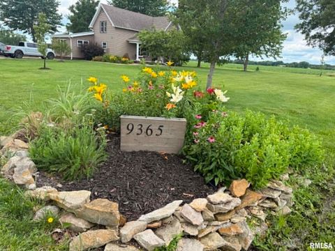 Homes For Sale - 9365 N 950th Road<br/> Macomb, IL 61455
