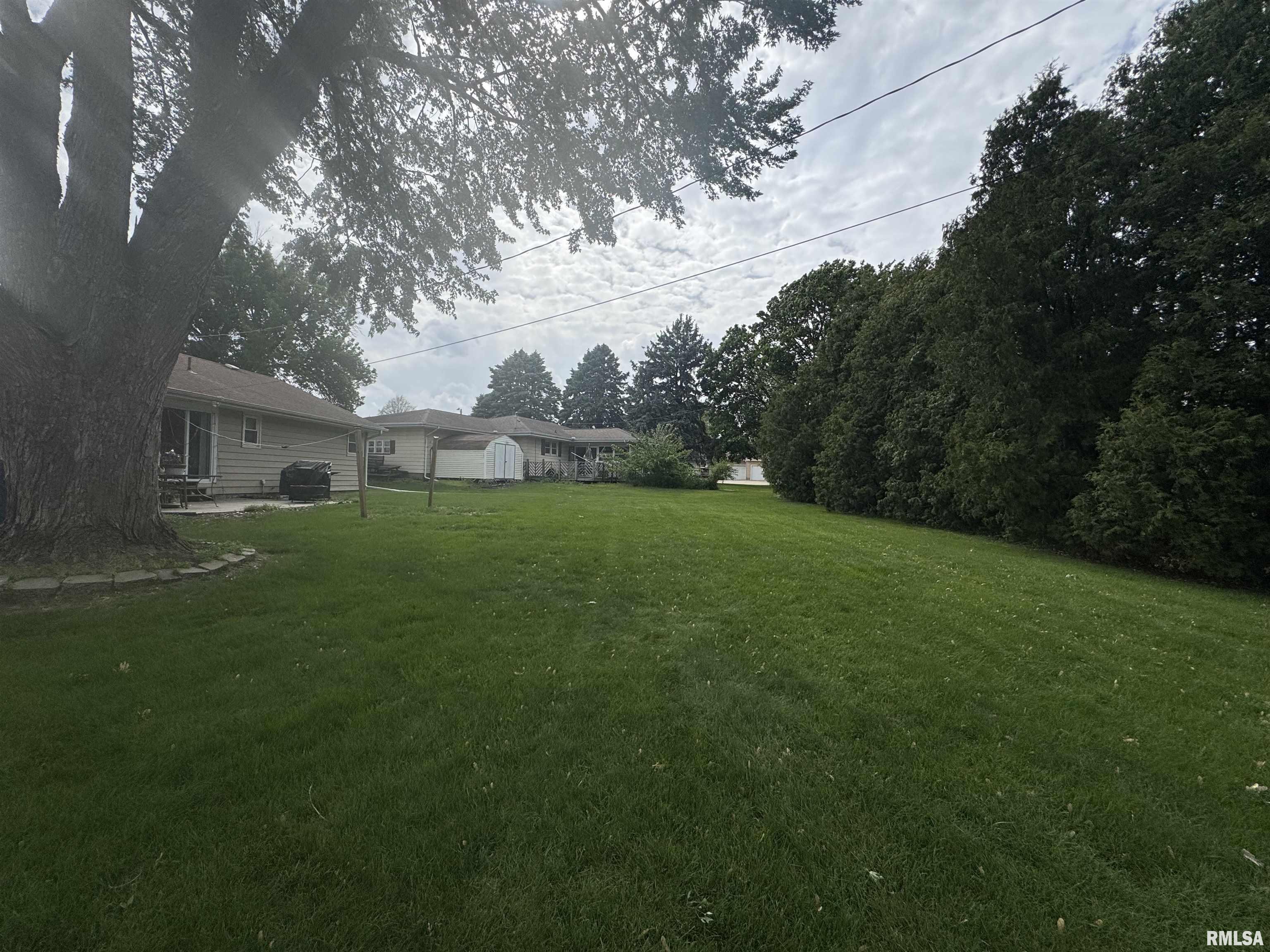 1660 27th Avenue South, Clinton, Iowa image 10
