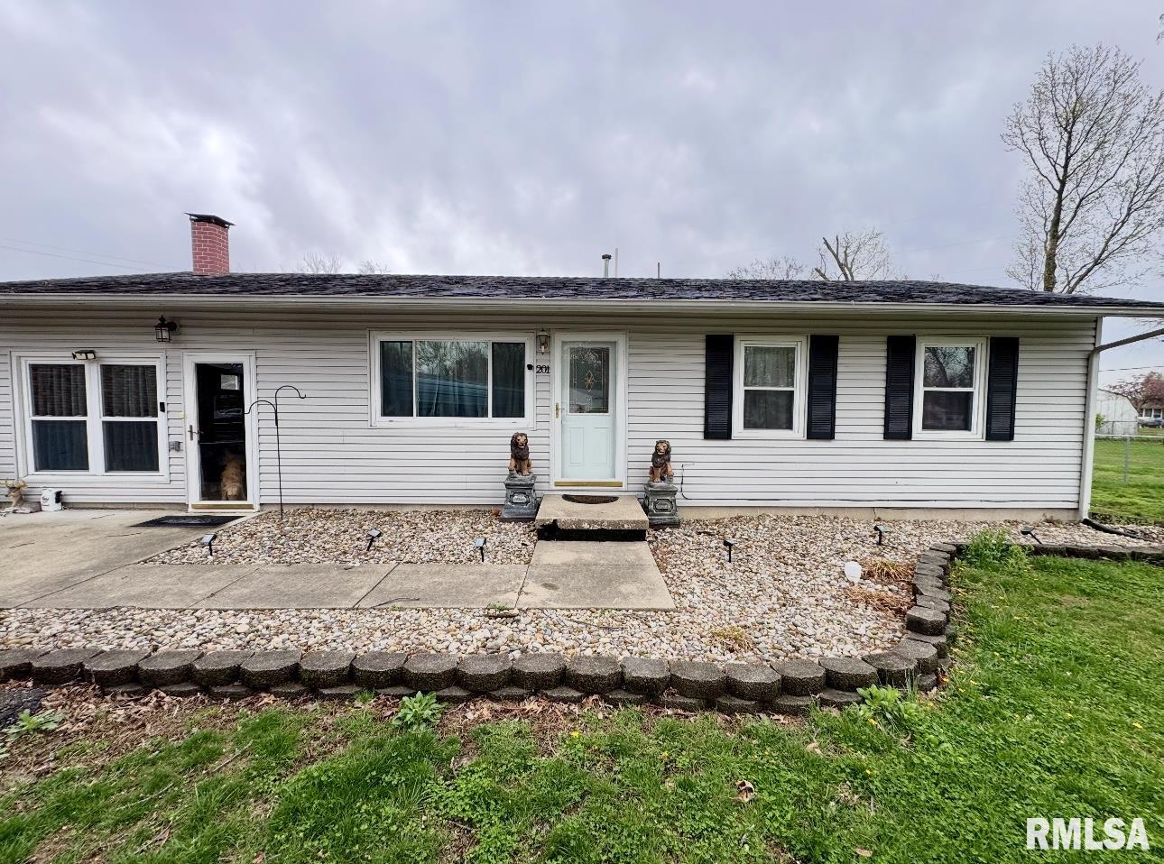 201 Janet Drive, Centralia, Illinois image 1