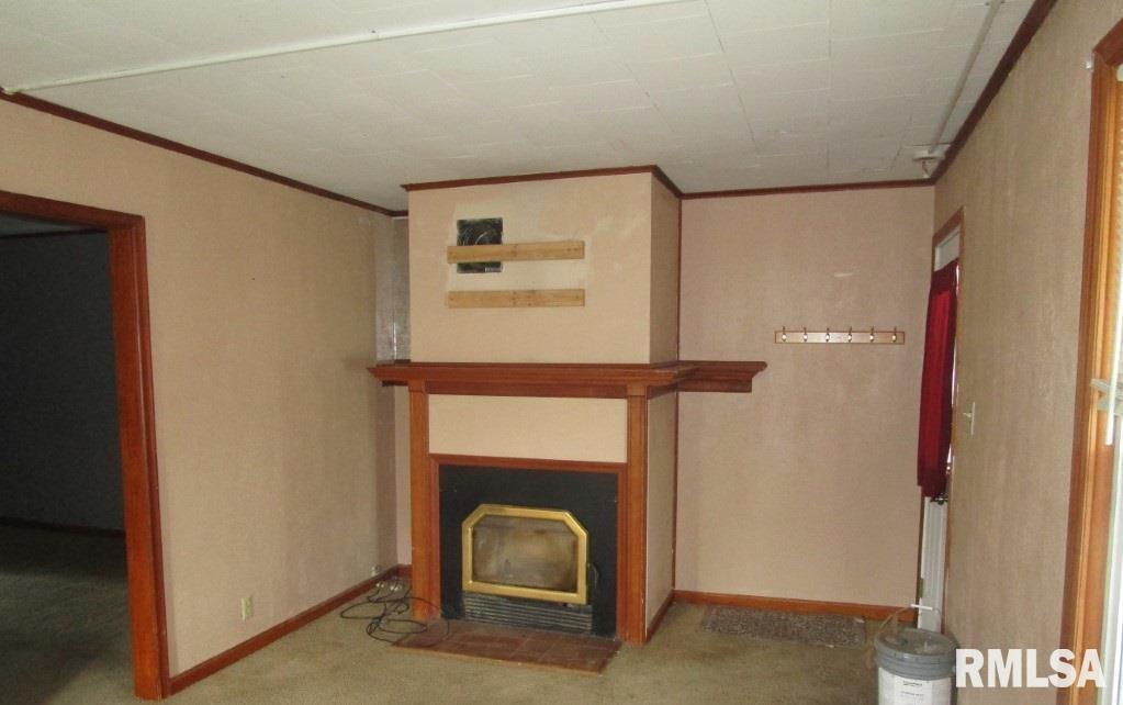 3006 Roosevelt Street, Clinton, Iowa image 4