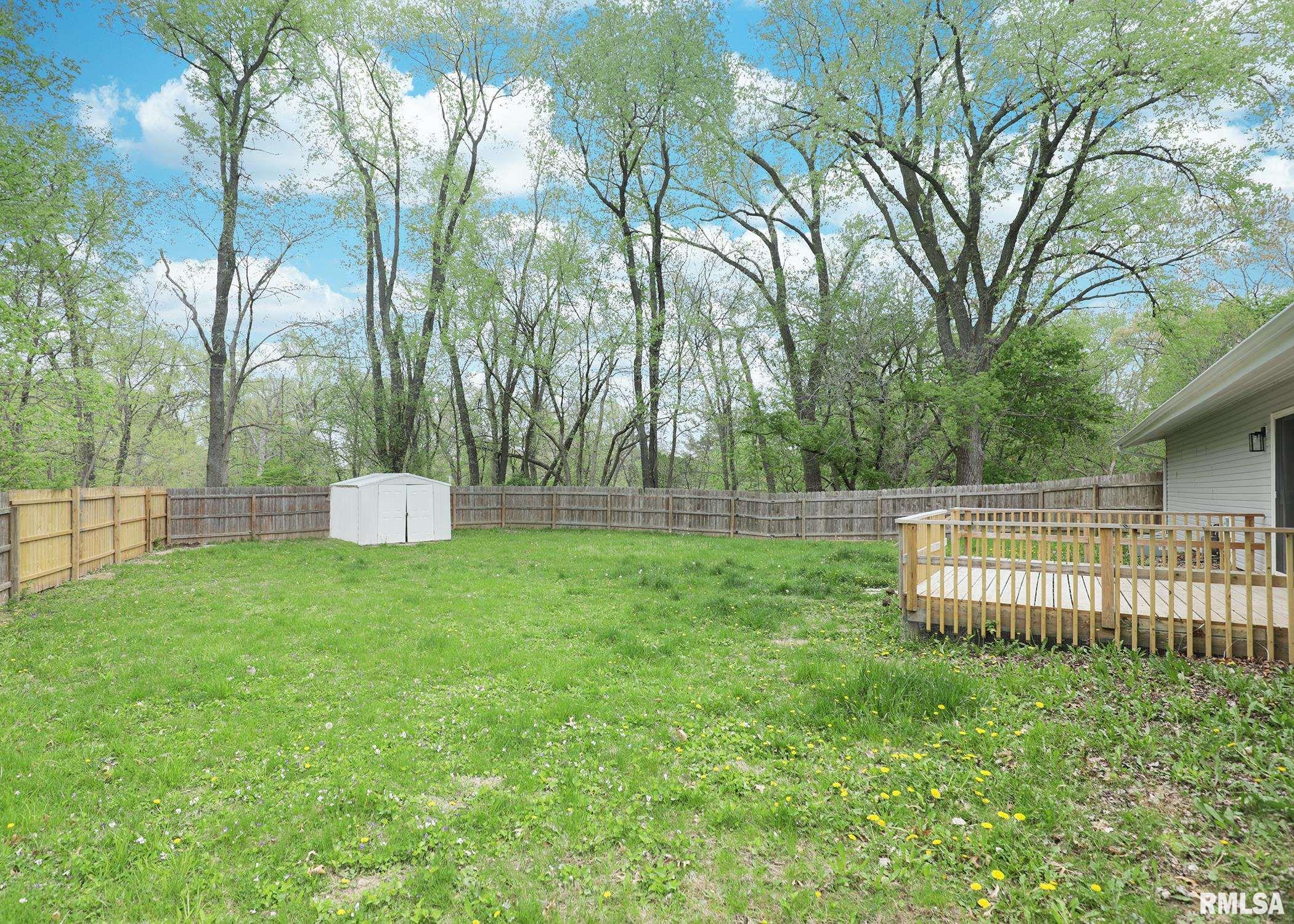 3200 9th Street Court, East Moline, Illinois image 14