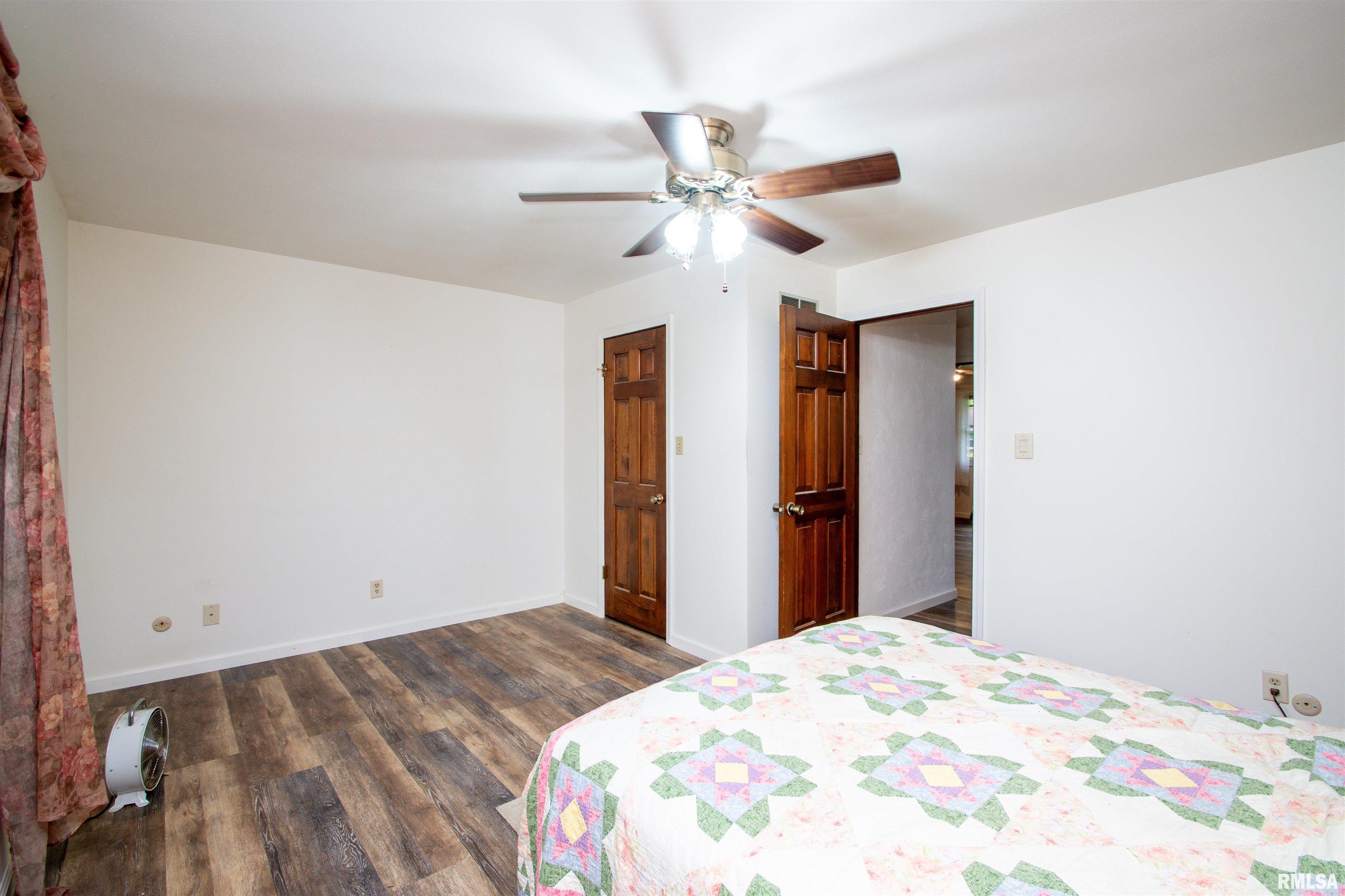 515 W Timber Ridge Drive, Peoria, Illinois image 27