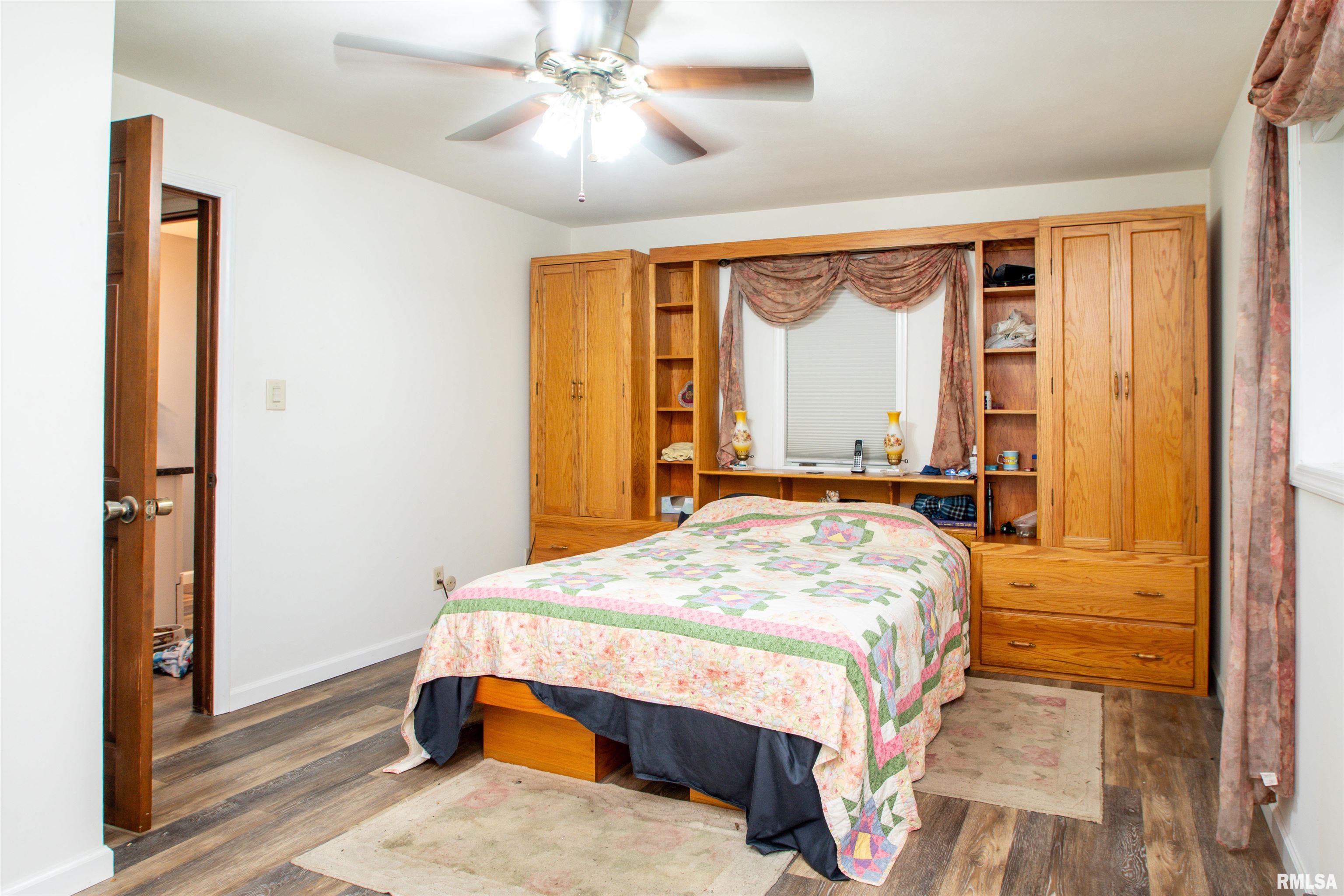 515 W Timber Ridge Drive, Peoria, Illinois image 24