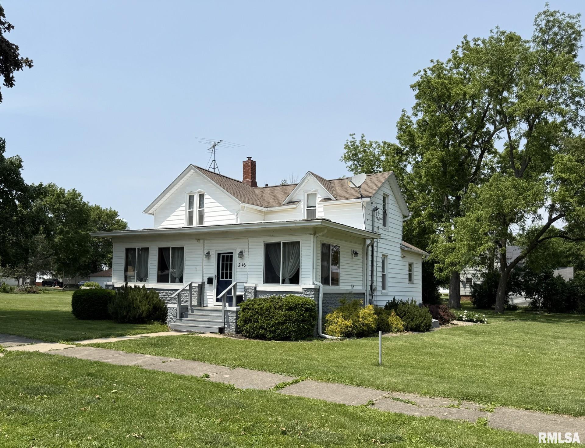 216 E Division Street, Galva, Illinois image 1