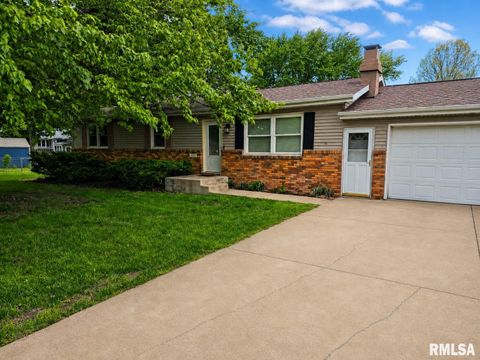 Photo of 701 SOMERSET Drive, Germantown Hills, IL 61548 (MLS # PA1266125)