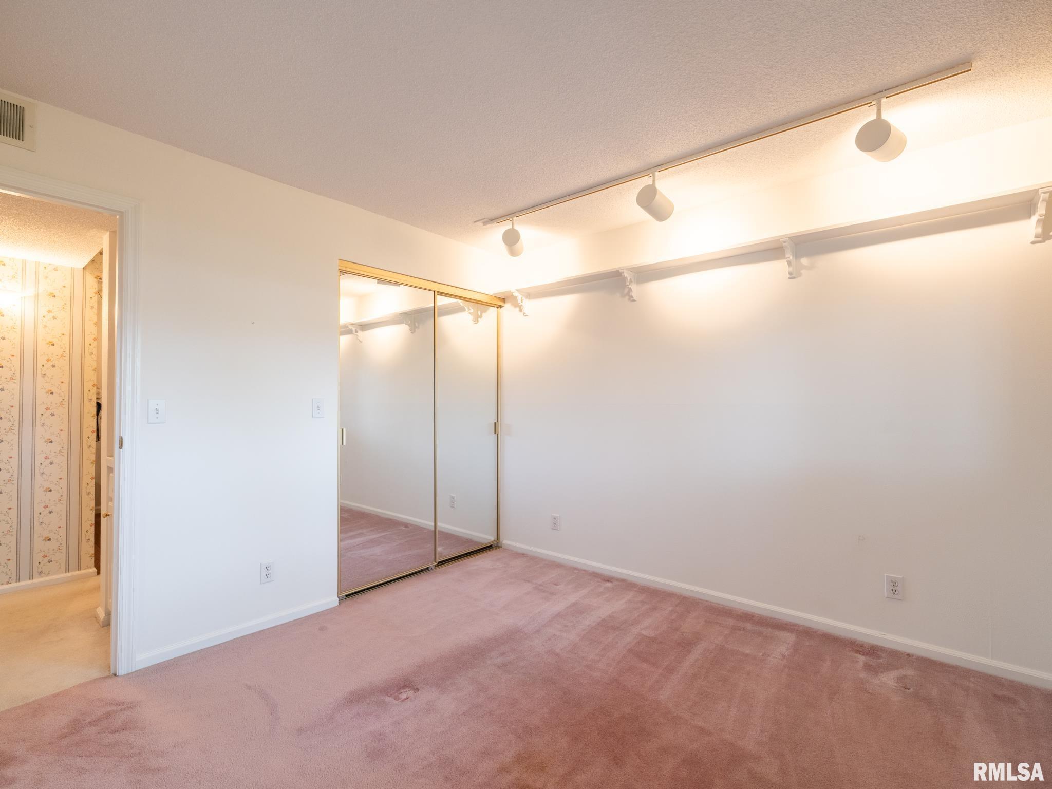 2605 W Willowlake Drive #14, Peoria, Illinois image 15