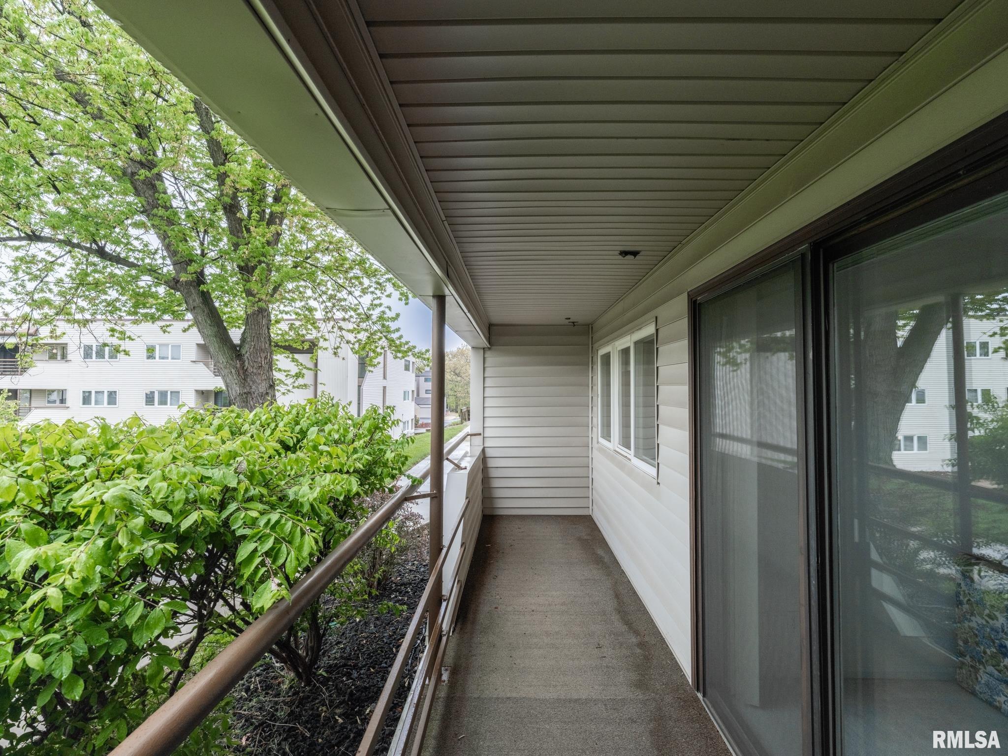 2605 W Willowlake Drive #14, Peoria, Illinois image 10