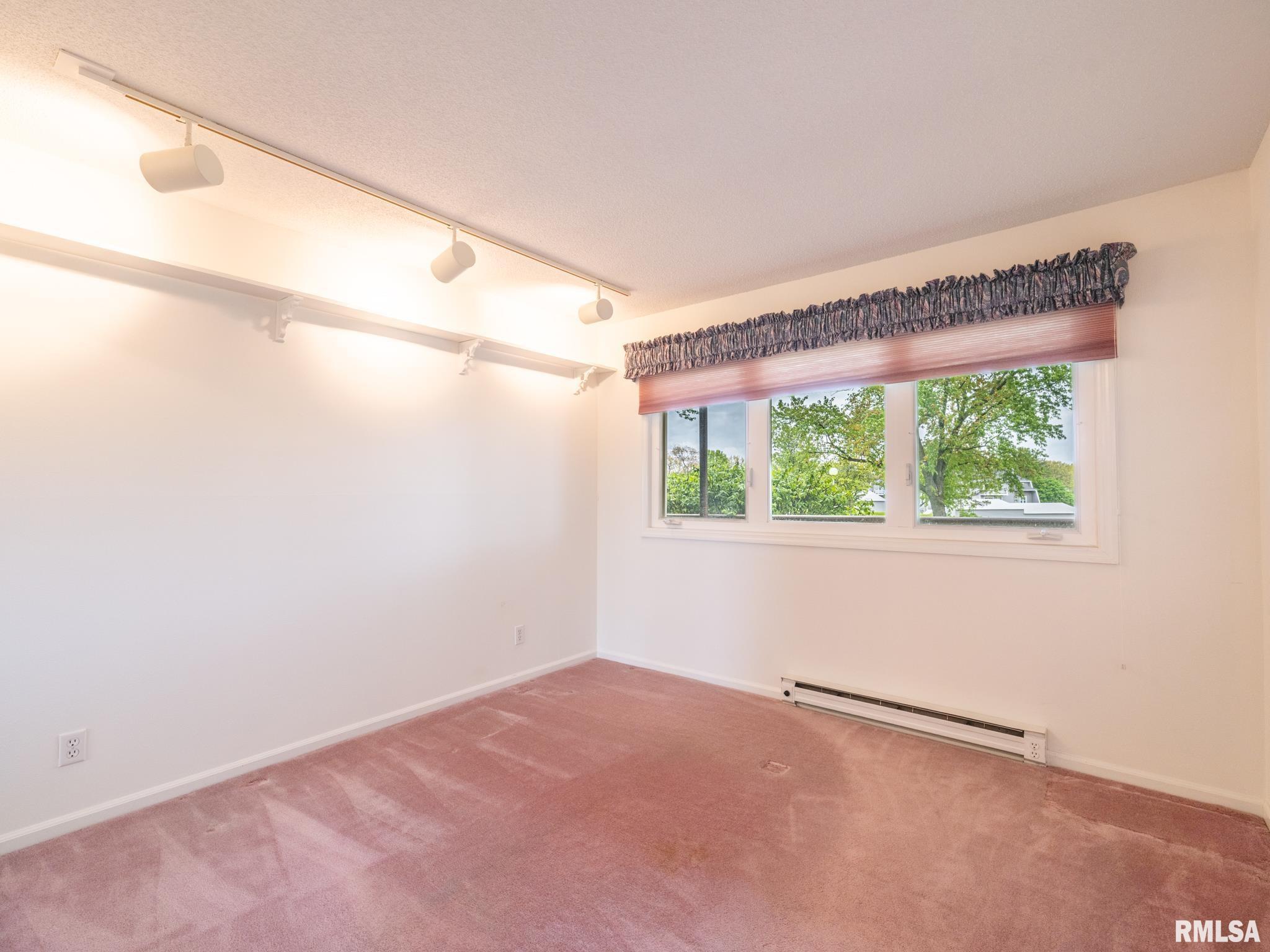 2605 W Willowlake Drive #14, Peoria, Illinois image 13
