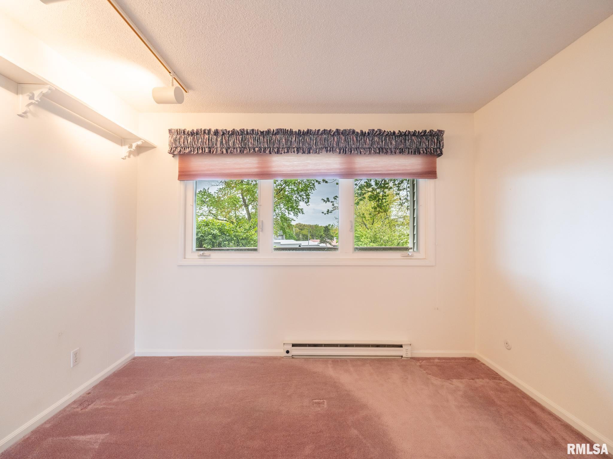 2605 W Willowlake Drive #14, Peoria, Illinois image 14