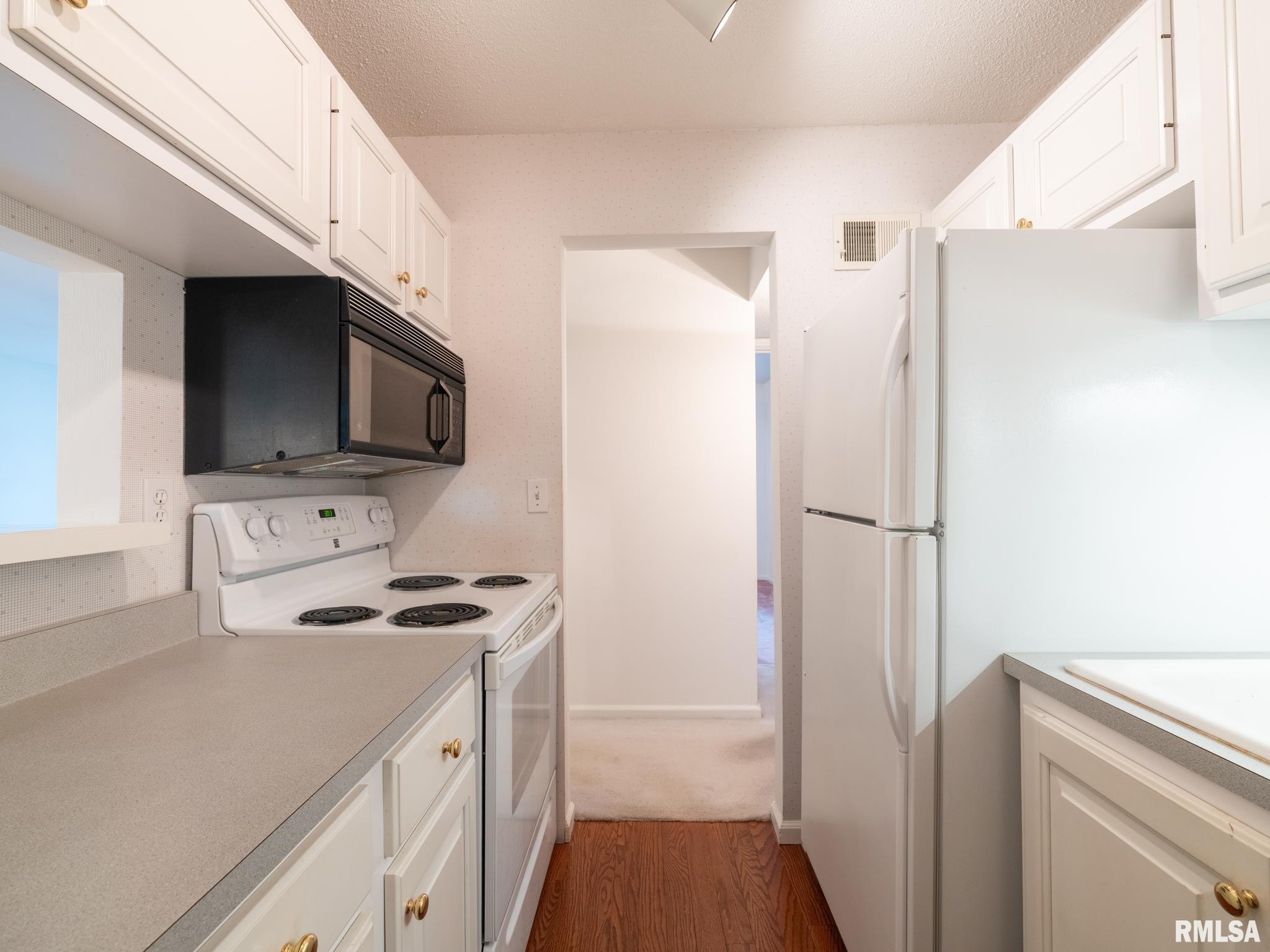 2605 W Willowlake Drive #14, Peoria, Illinois image 8