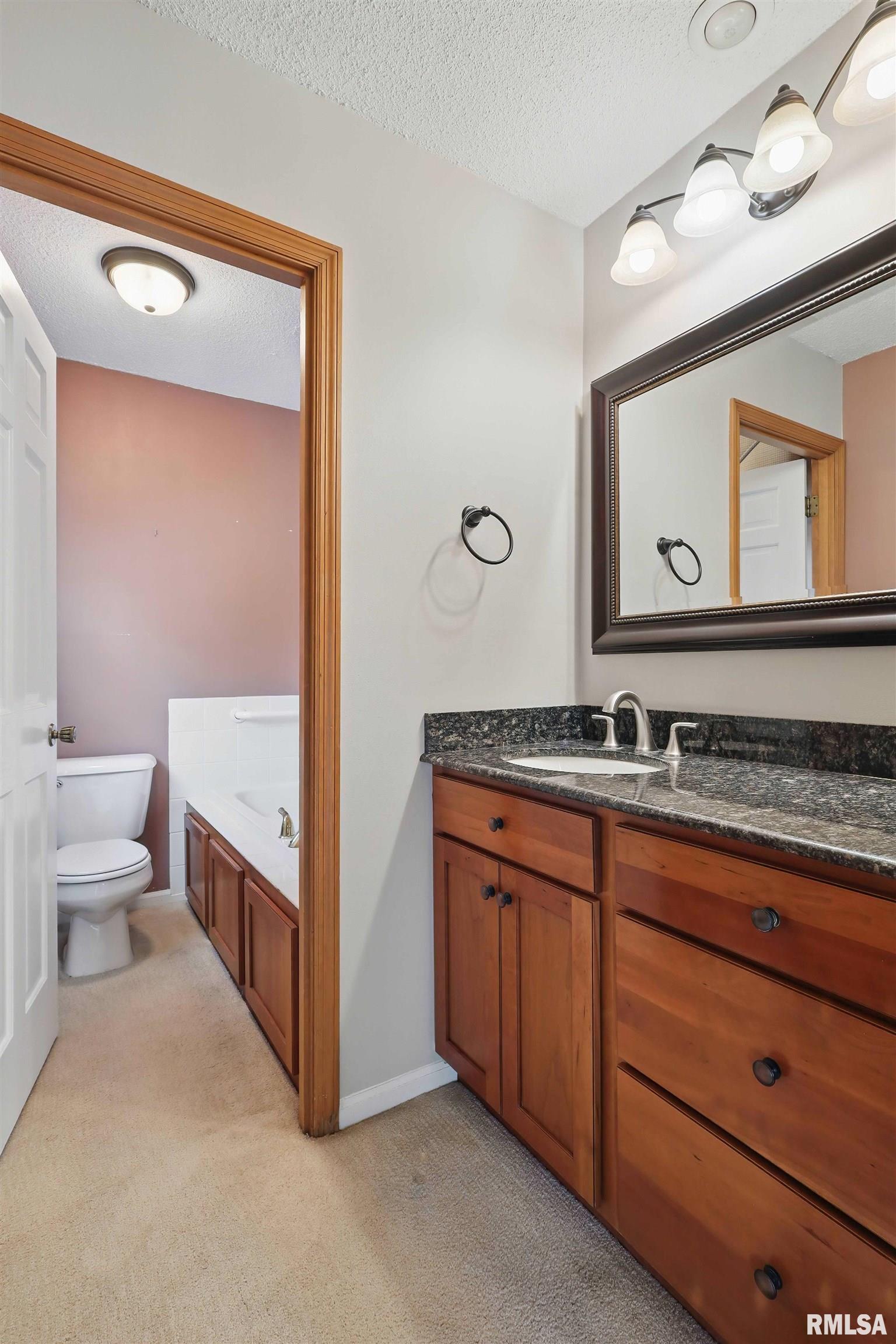 2720 29th Street, Bettendorf, Iowa image 32