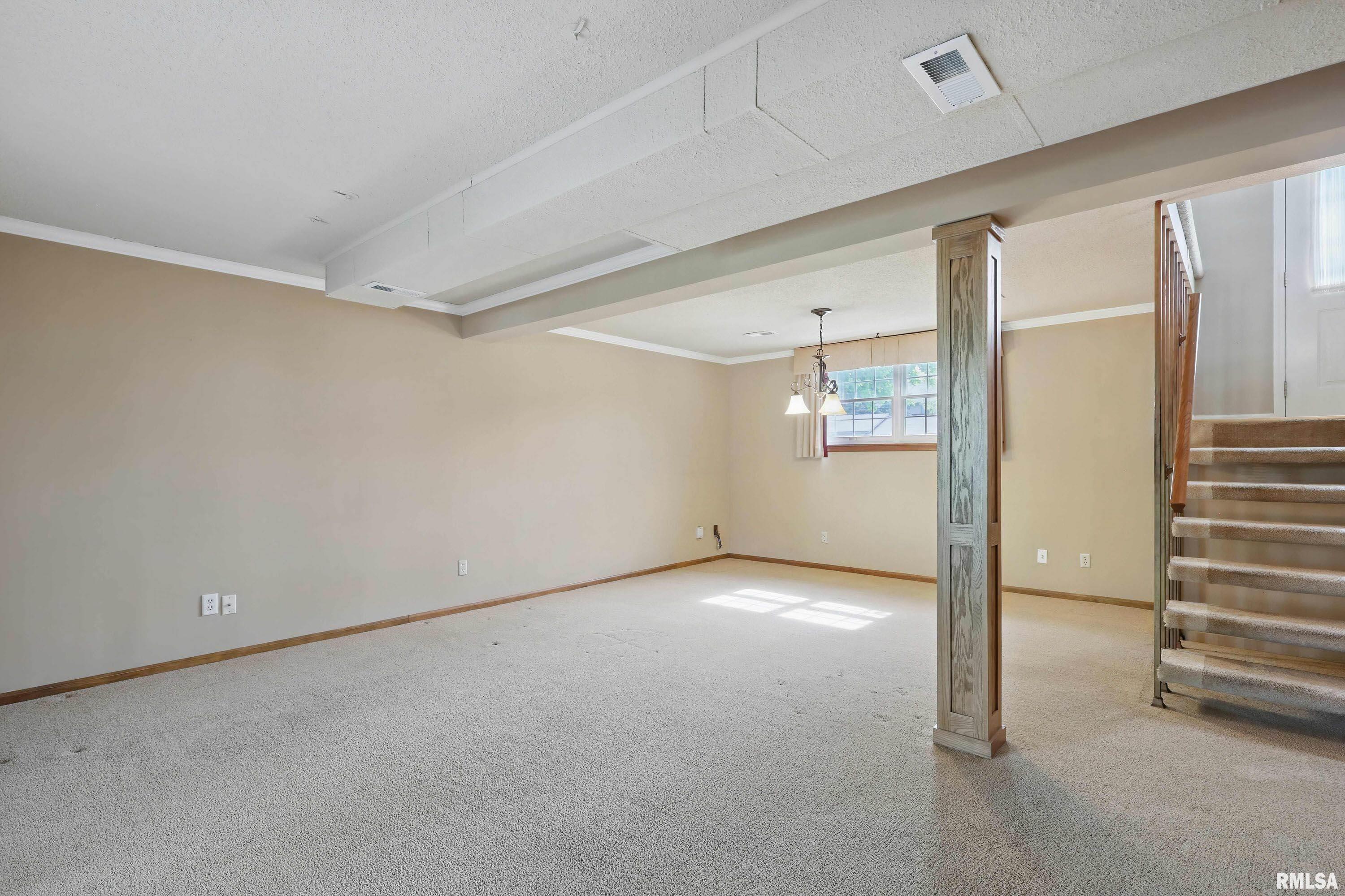 2720 29th Street, Bettendorf, Iowa image 35