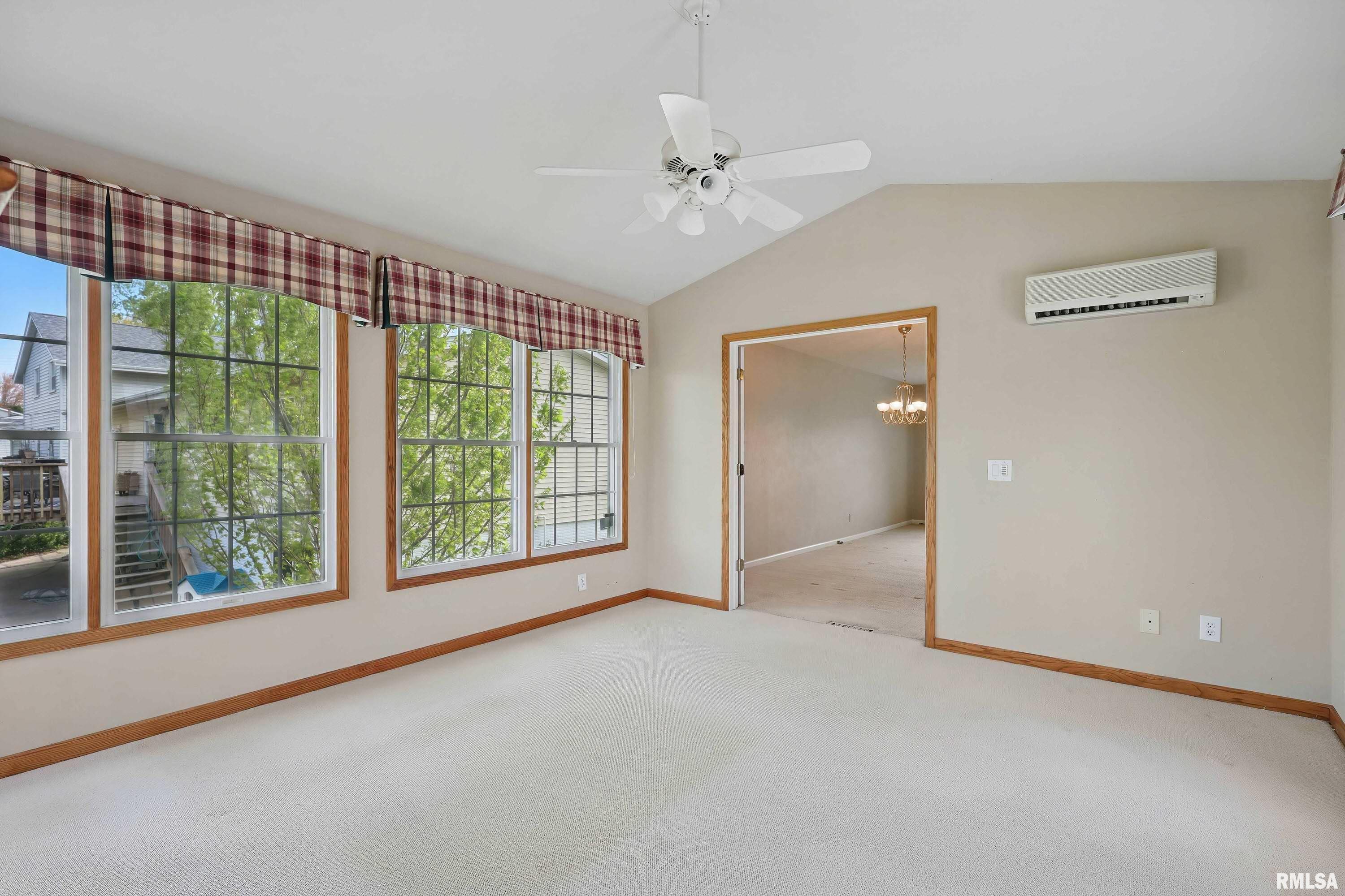 2720 29th Street, Bettendorf, Iowa image 22