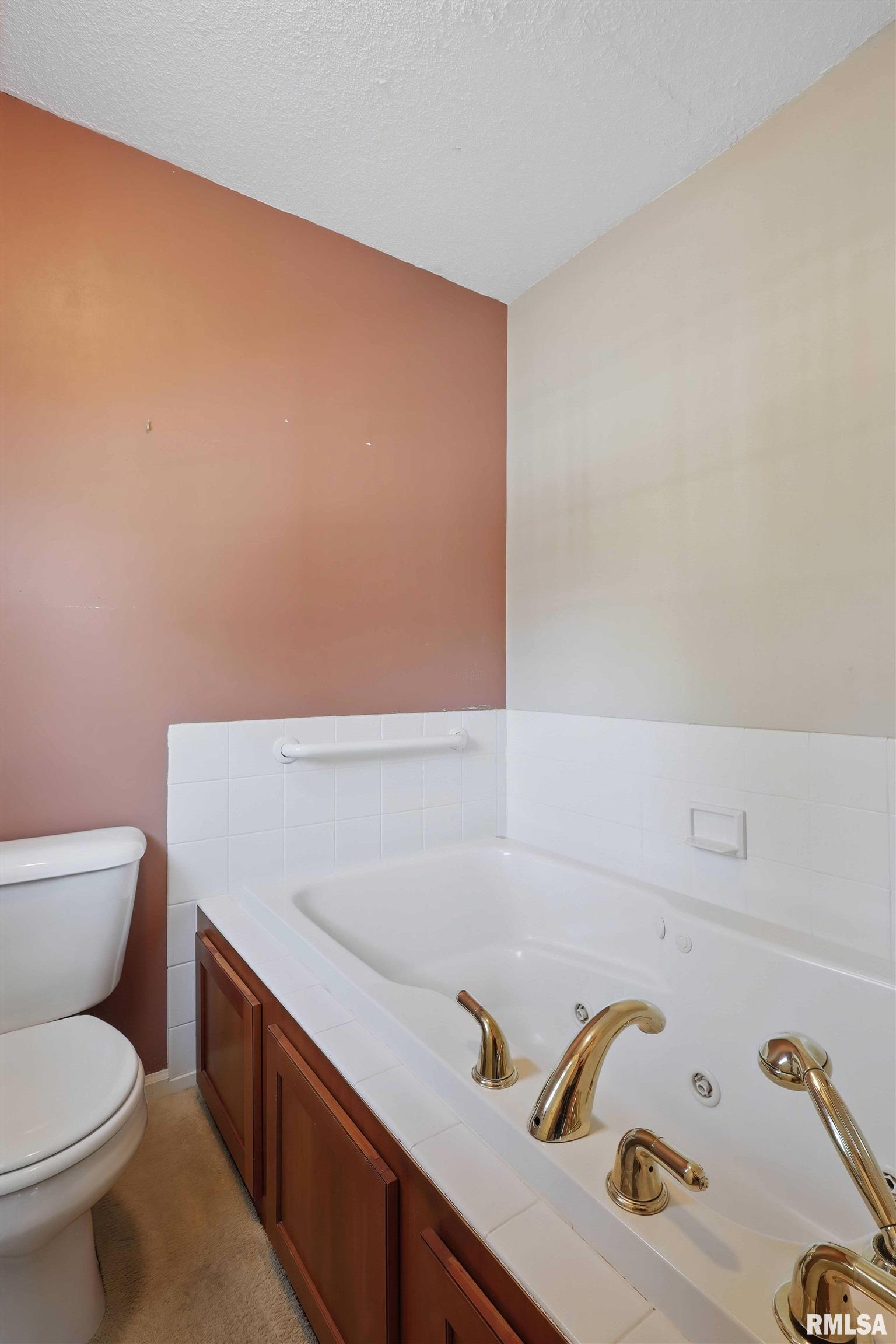 2720 29th Street, Bettendorf, Iowa image 31