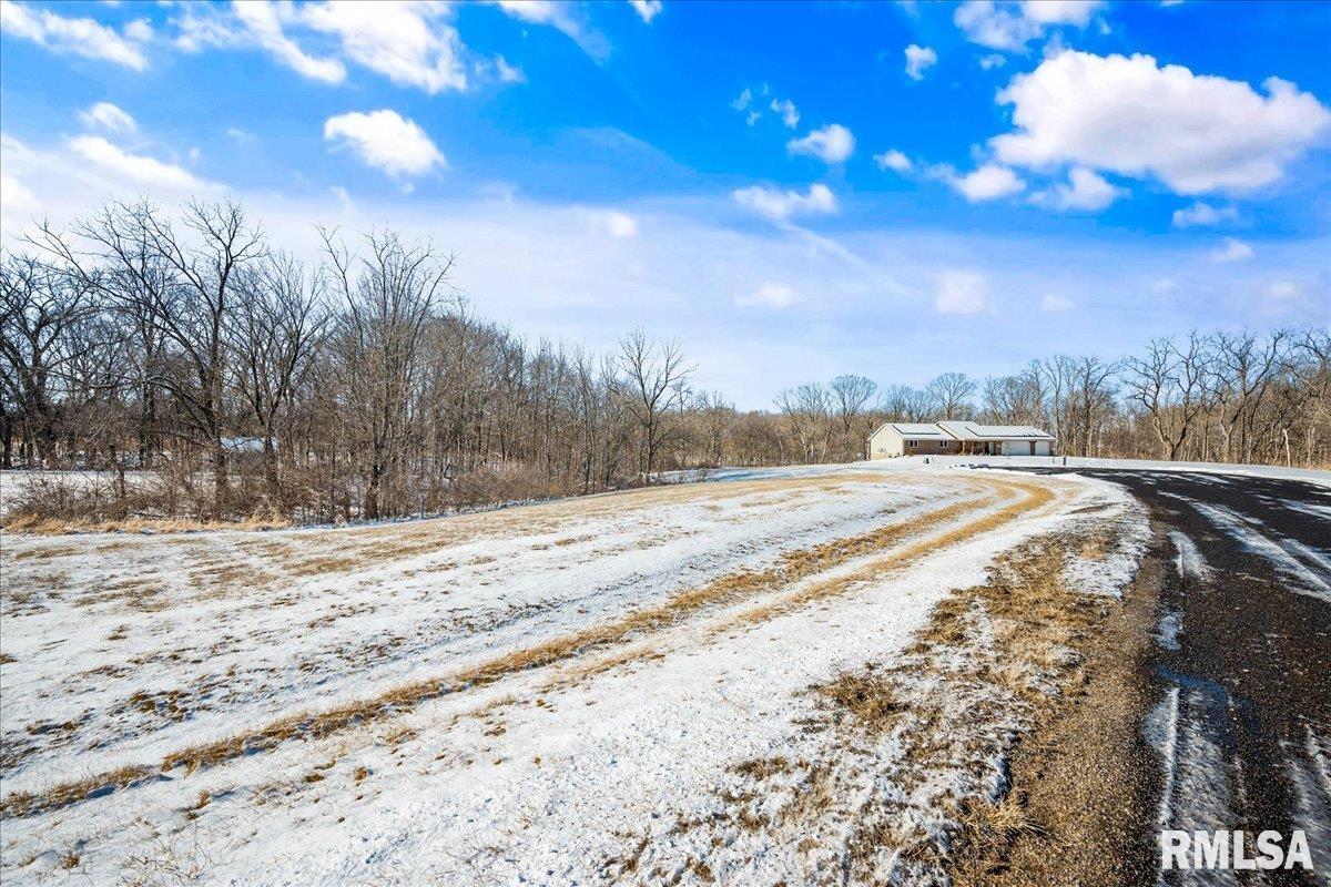 9100 S Deer Trail Road, Mapleton, Illinois image 39