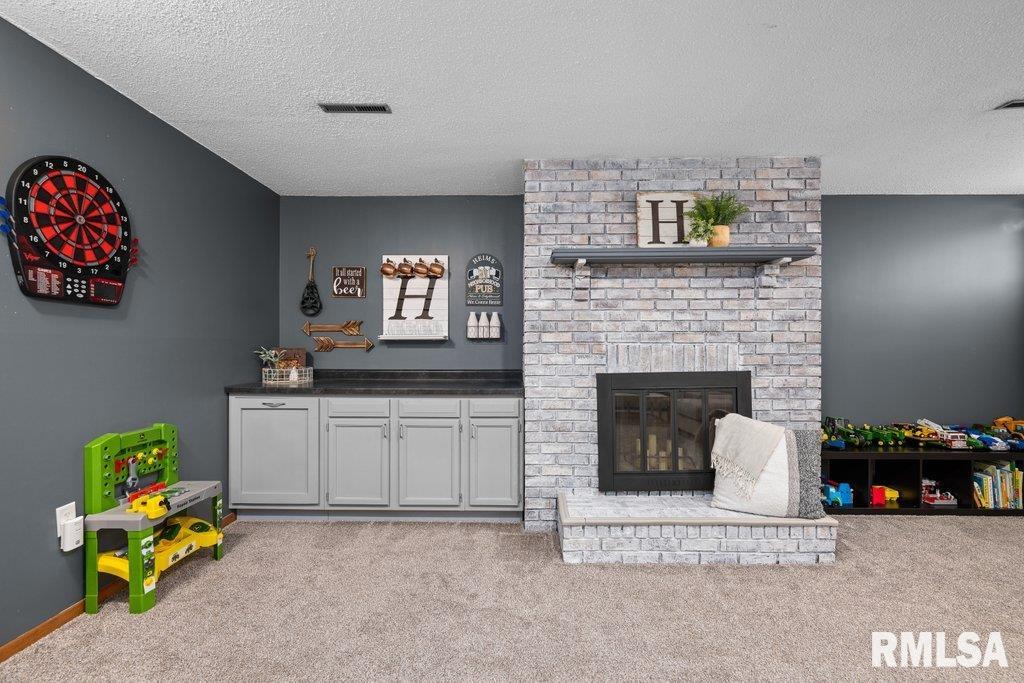 5647 Quercus Lane, Davenport, Iowa image 27