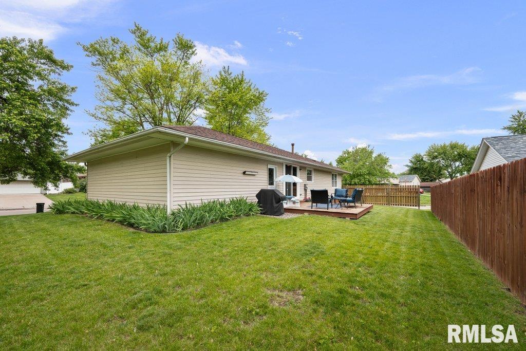5647 Quercus Lane, Davenport, Iowa image 30