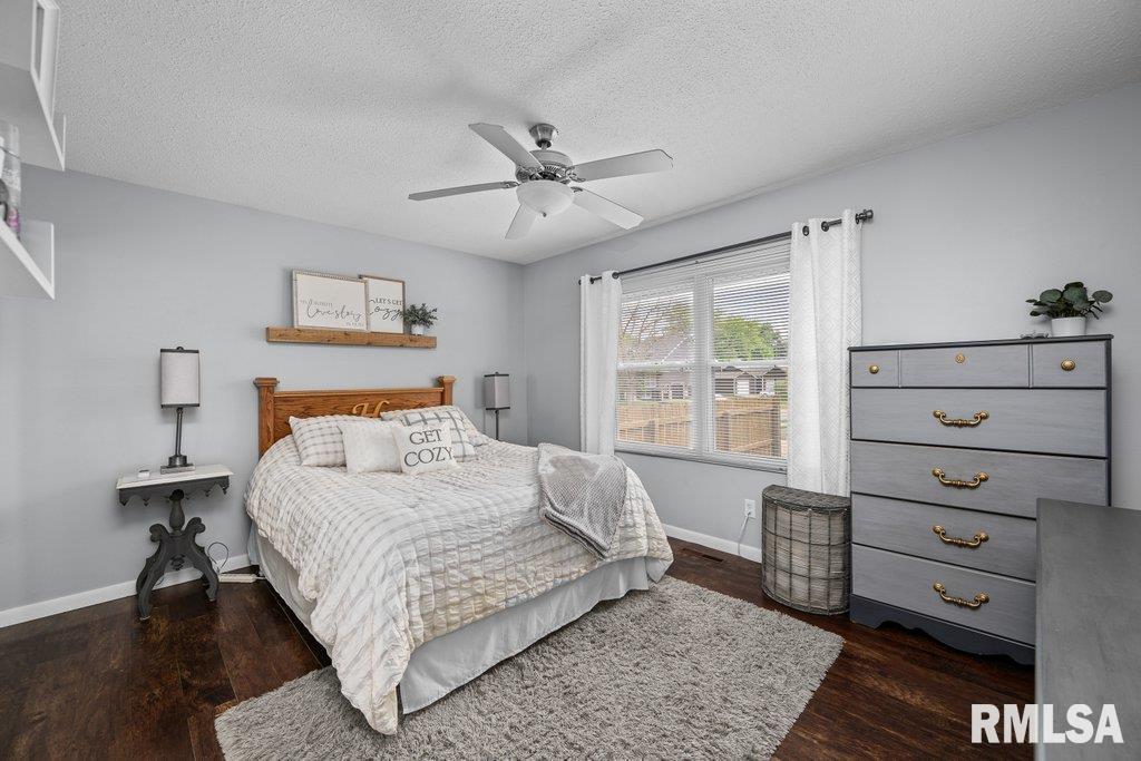 5647 Quercus Lane, Davenport, Iowa image 16