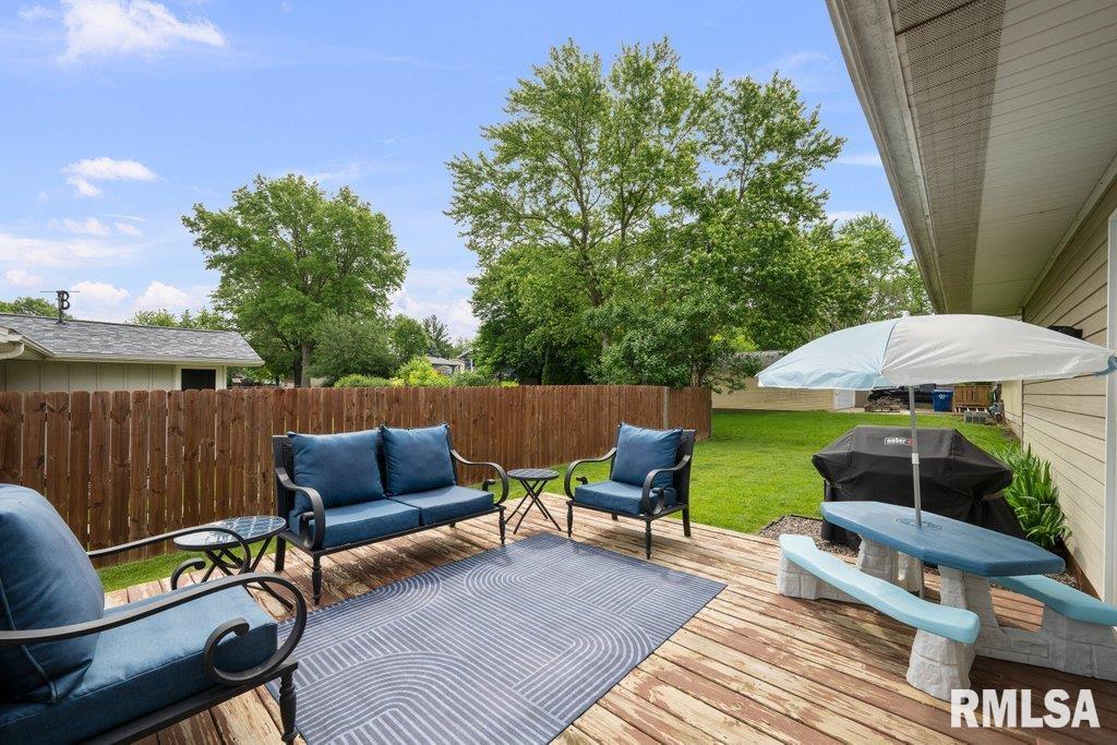 5647 Quercus Lane, Davenport, Iowa image 28